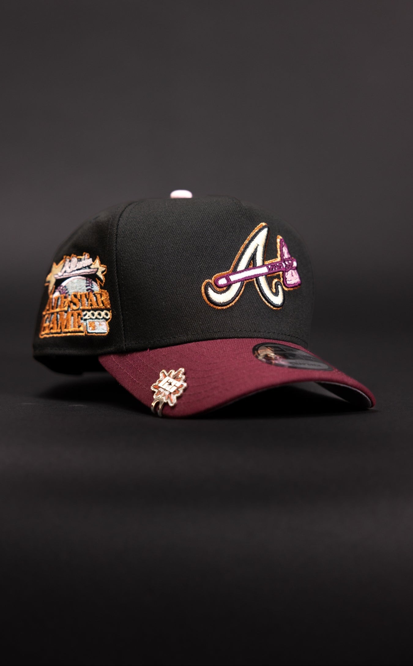 NEW ERA 9FIFTY A-FRAME BLACK/BURGUNDY ATLANTA BRAVES SNAPBACK W/ 2000 ALL STAR GAME SIDE PATCH