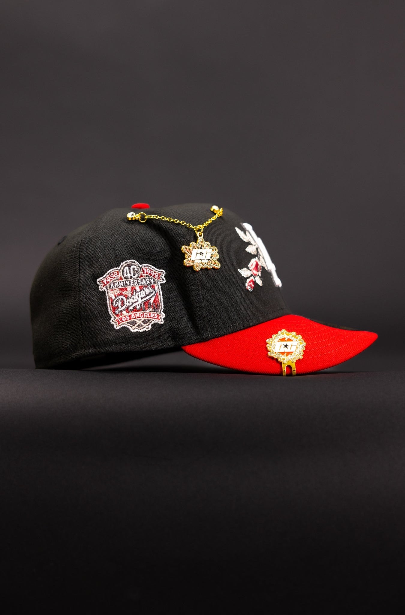 NEW ERA EXCLUSIVE 59FIFTY BLACK/RED LOS ANGELES DODGERS W/ ROSE + 40TH ANNIVERSARY SIDE PATCH