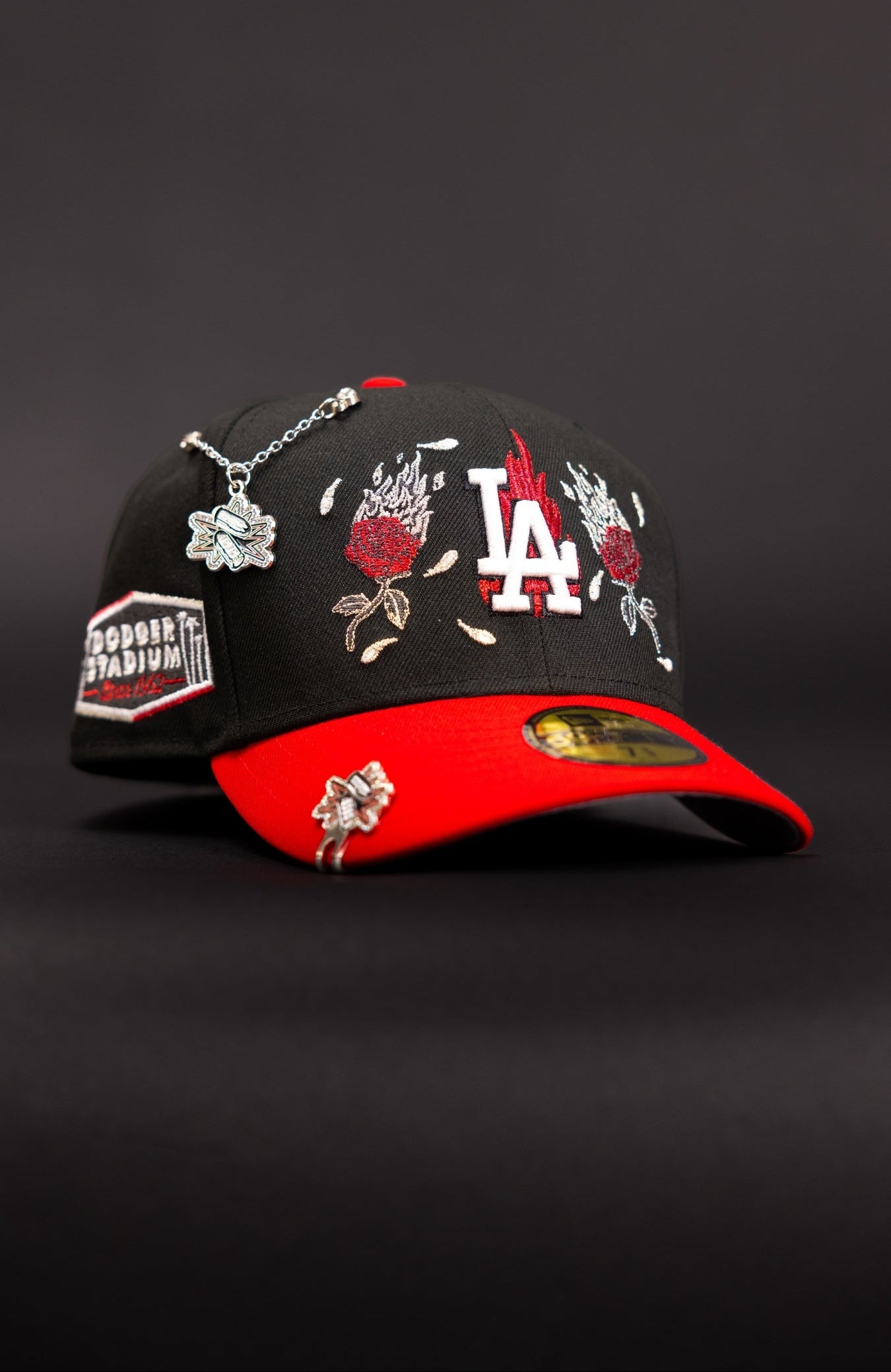 NEW ERA EXCLUSIVE 59FIFTY BLACK/RED LOS ANGELES DODGERS W/ BURNT ROSES + DODGERS STADIUM SIDE PATCH