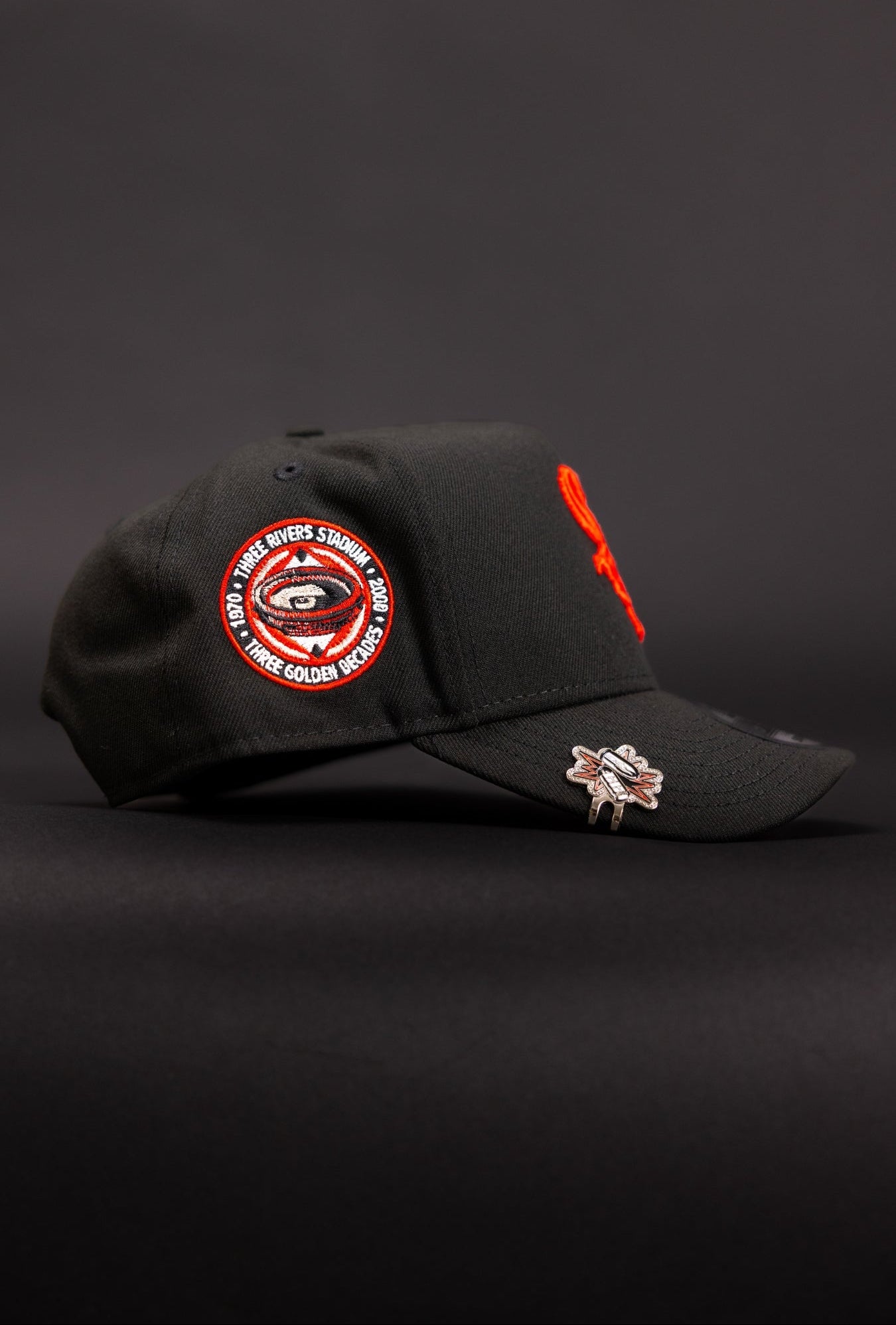 NEW ERA 9FIFTY A-FRAME BLACK CHICAGO WHITE SOX SNAPBACK W/ THREE GOLDEN DECADES SIDE PATCH