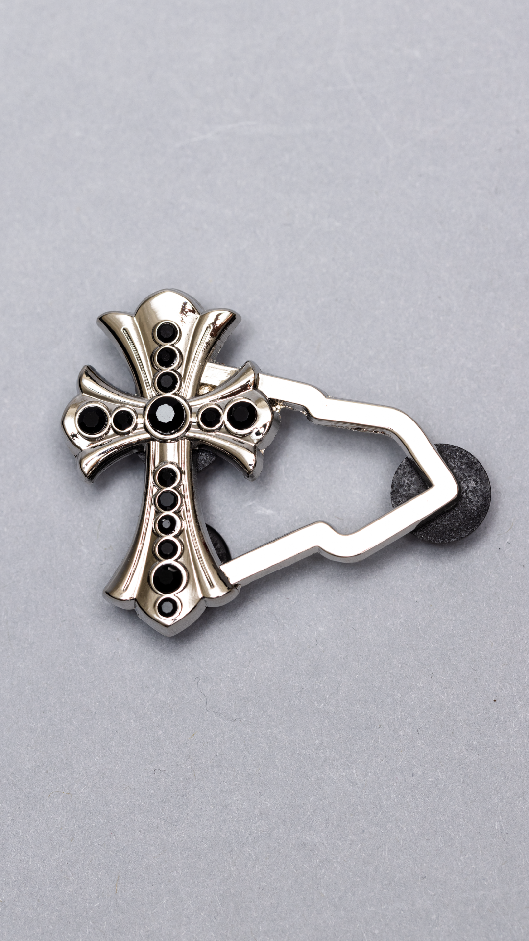 *NEW SILVER SINGLE CROSS EXCLUSIVE PIN VERY LIMITED