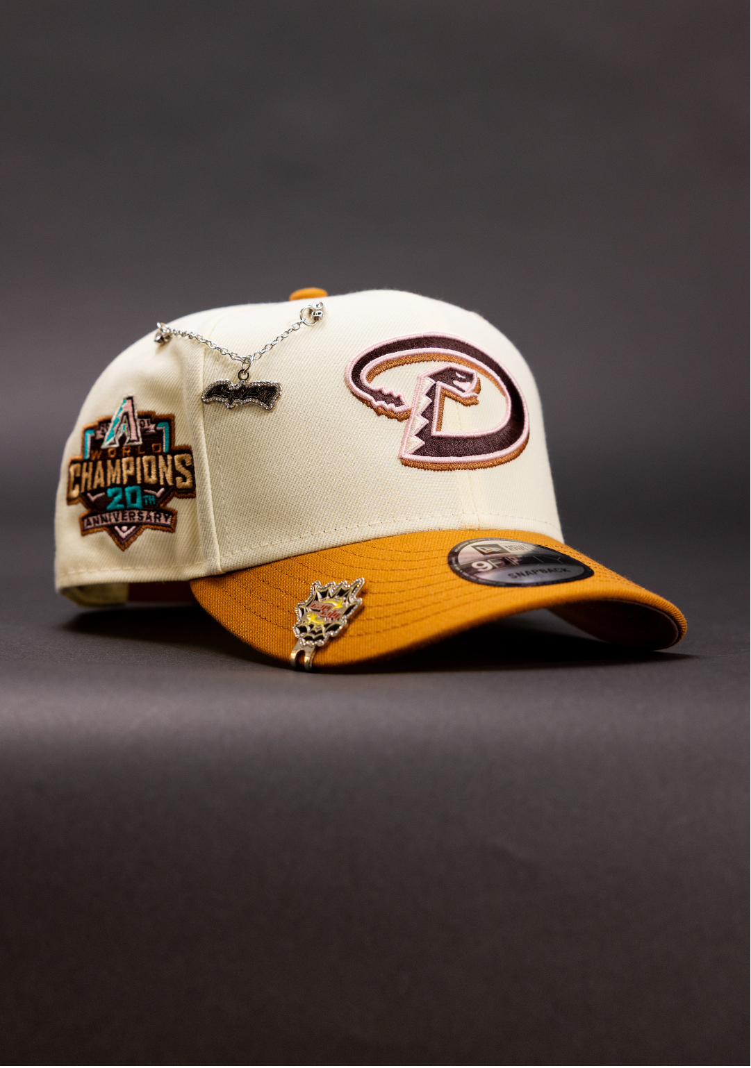 NEW ERA EXCLUSIVE 9FIFTY CHROME/KHAKI ARIZONA DIAMONDBACKS SNAPBACK W/ 20TH ANNIVERSARY SIDE PATCH