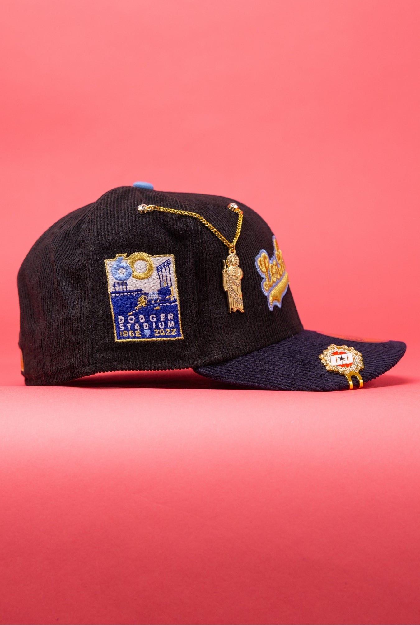 NEW ERA EXCLUSIVE 59FIFTY BLACK/NAVY CORDUROY LOS ANGELES DODGERS SCRIPT W// DODGERS STADIUM SIDE PATCH