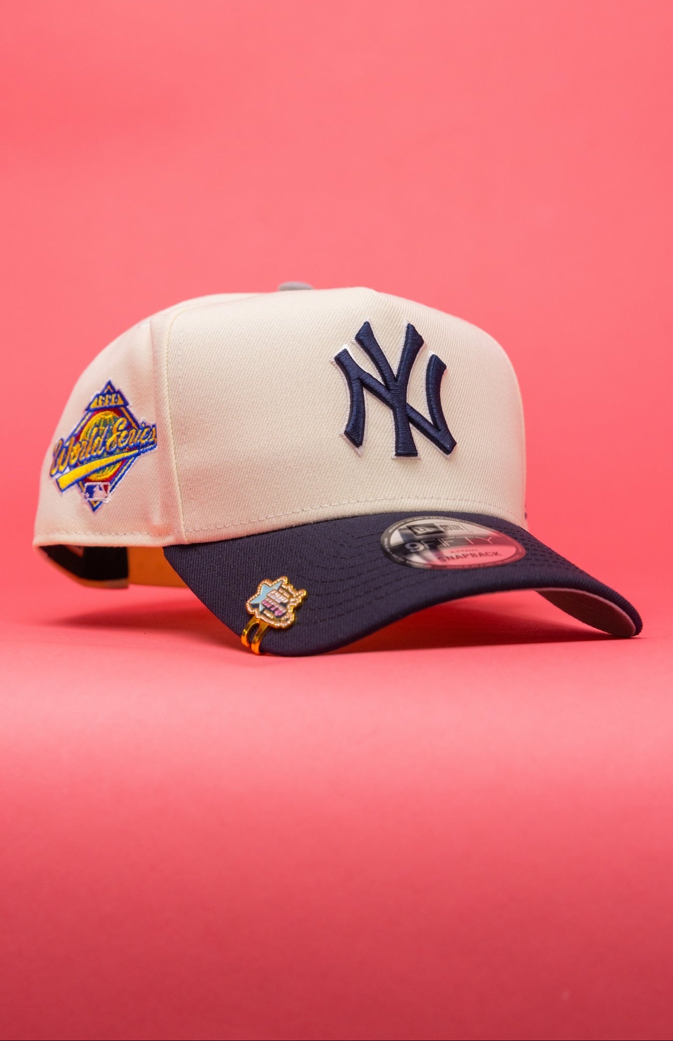 NEW ERA 9FIFTY A-FRAME CHROME/NAVY NEW YORK YANKEES W/ 1997 WORLD SERIES SIDE PATCH