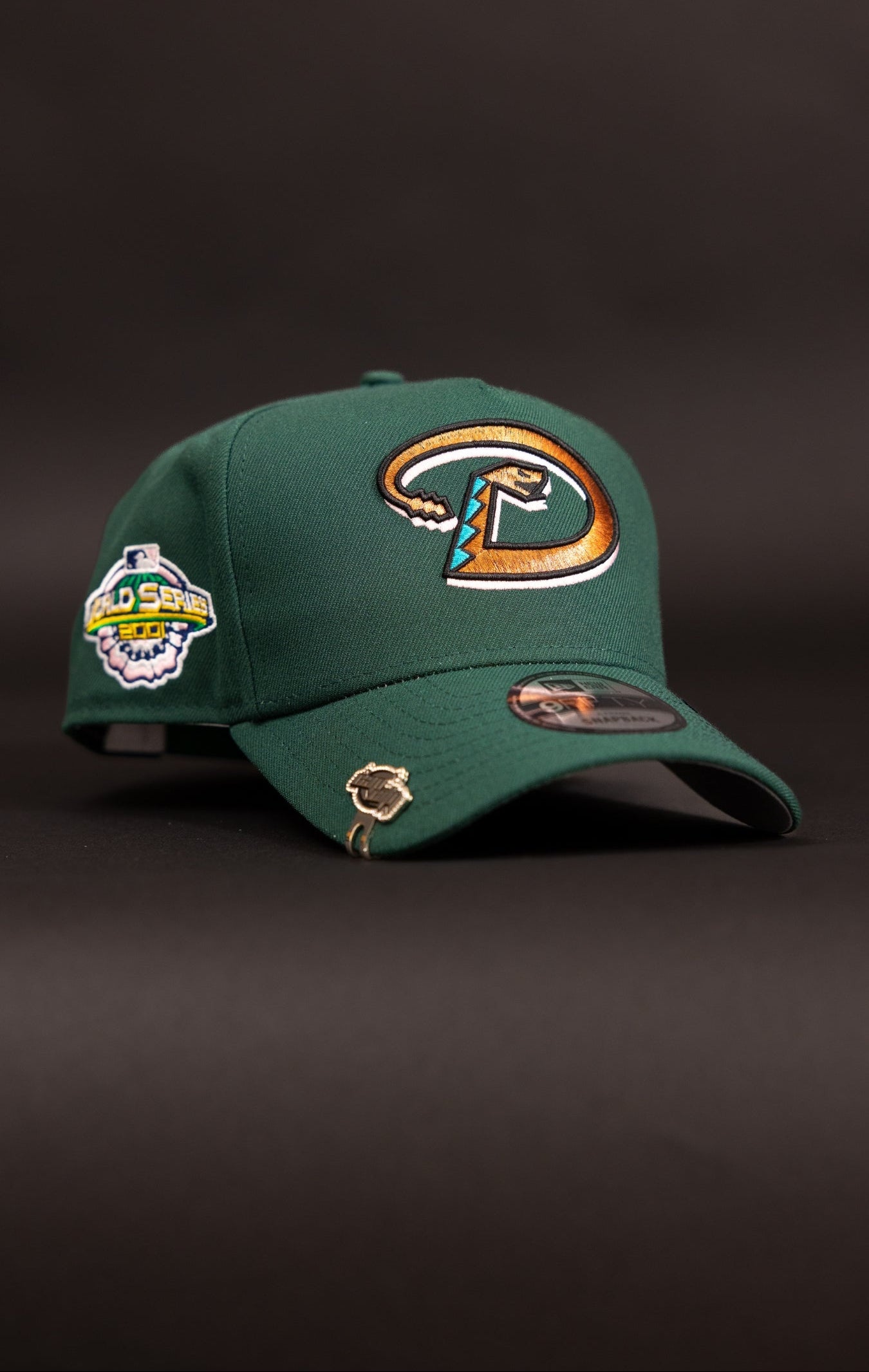 NEW ERA 9FIFTY A-FRAME FOREST GREEN ARIZONA DIMONDBACKS SNAPBACK W/ 2001 WORLD SERIES SIDE PATCH