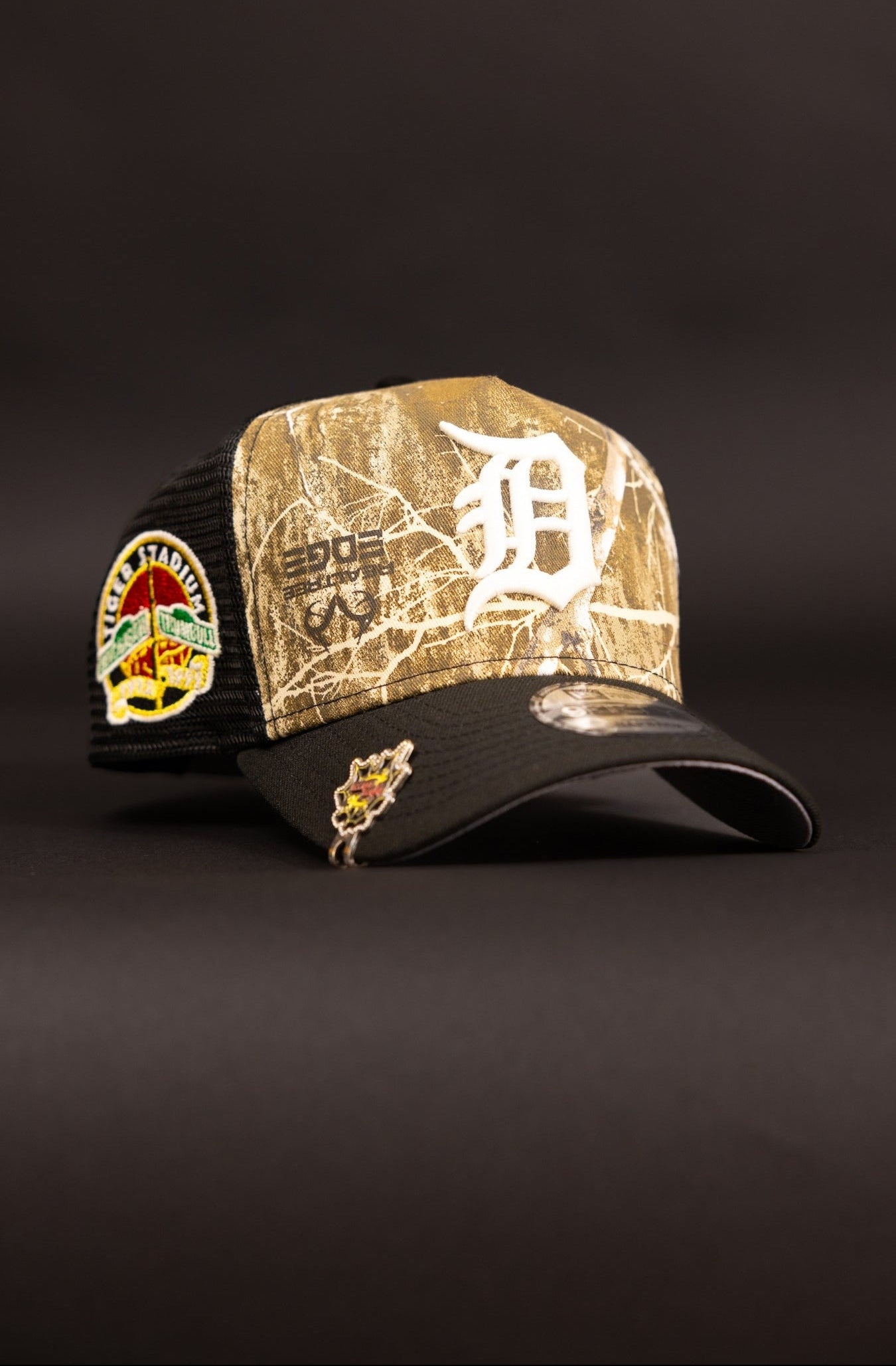 NEW ERA 9FIFTY A-FRAME REALTREE DETROIT TIGERS MESHBACK W/ TIGER STADIUM SIDE PATCH