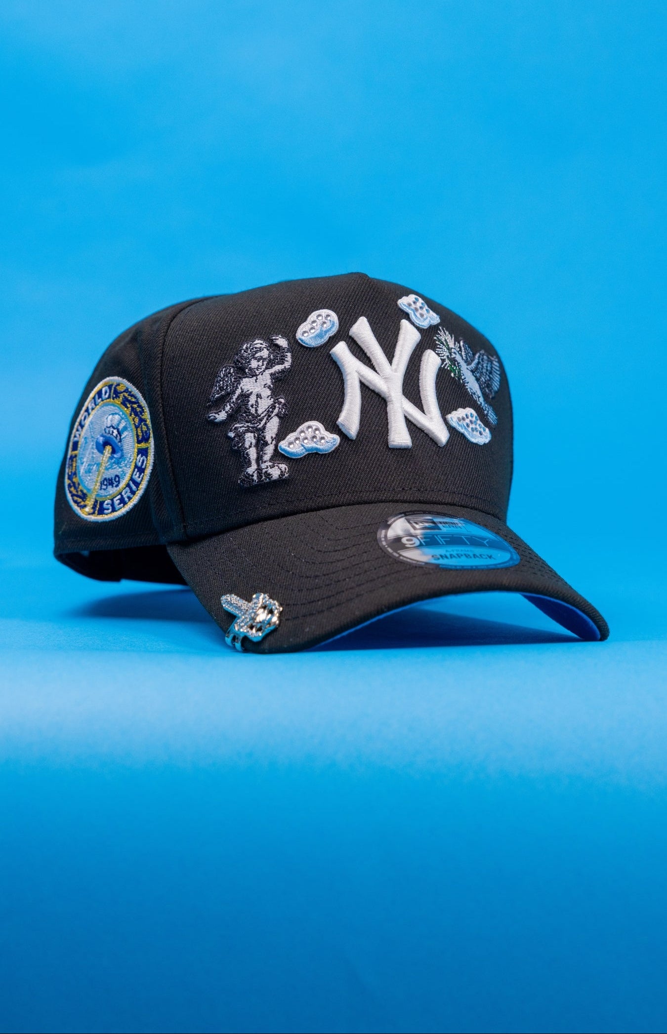 NEW ERA EXCLUSIVE 9FIFTY A-FRAME BLACK NEW YORK YANKEES "HEAVENLY CITY" W/ 1949 WORLD SERIES SIDE PATCH