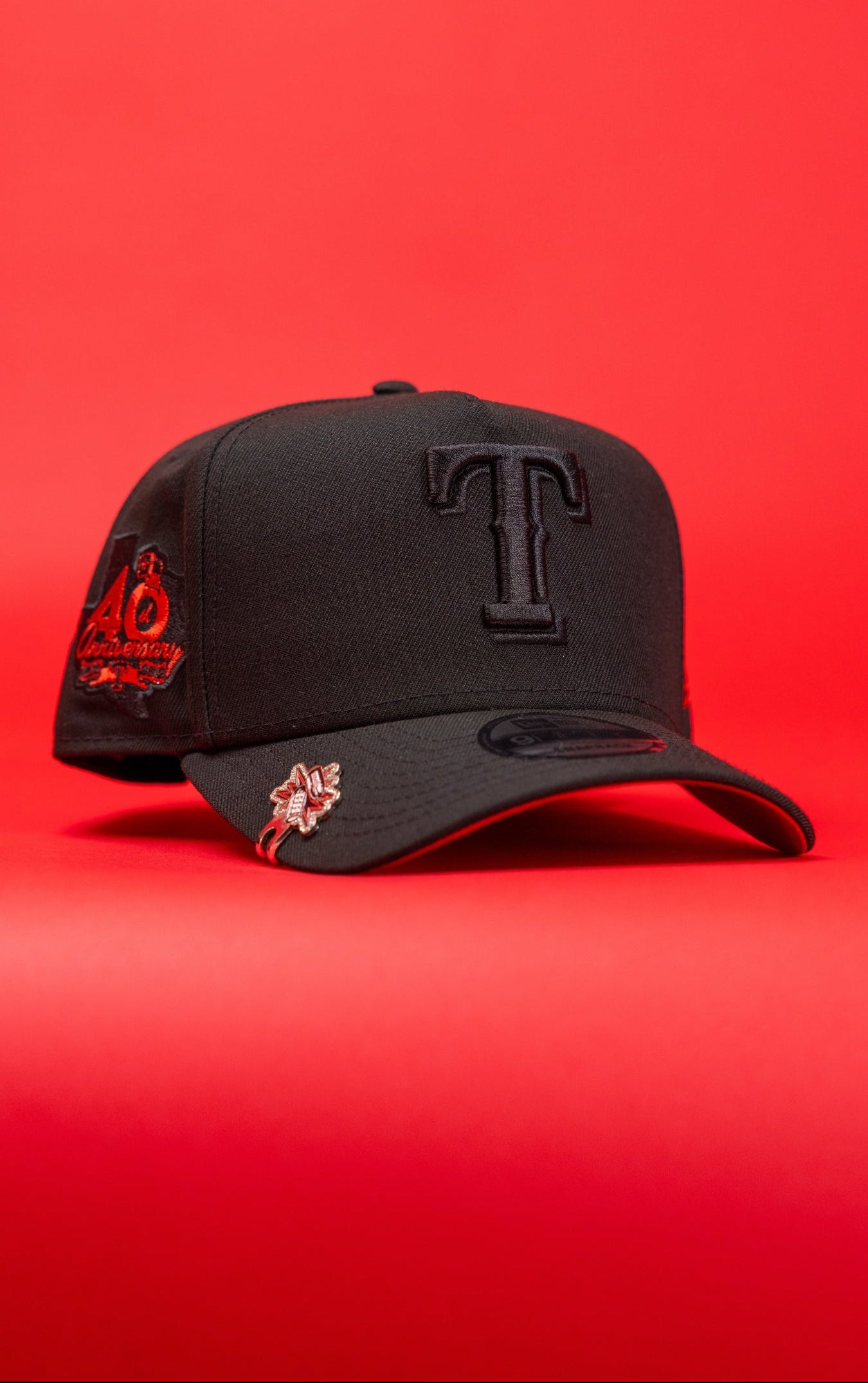 NEW ERA 9FIFTY A-FRAME BLACKED OUT TEXAS RANGERS SNAPBACK W/ 40TH ANNIVERSARY SIDE PATCH