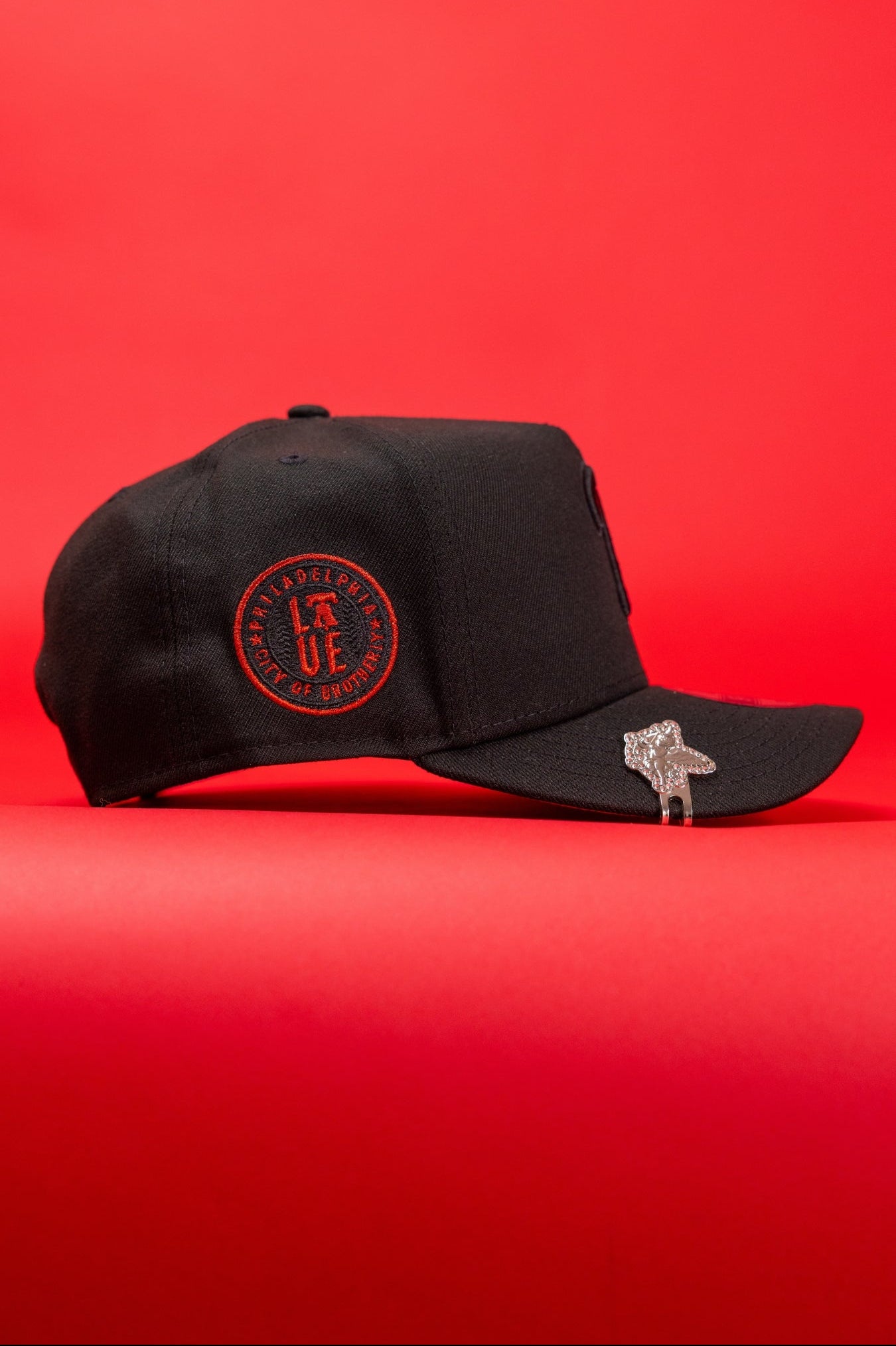 NEW ERA 9FIFTY A-FRAME BLACKED OUT PHILADELPHIA PHILLIES SNAPBACK W/  SIDE PATCH