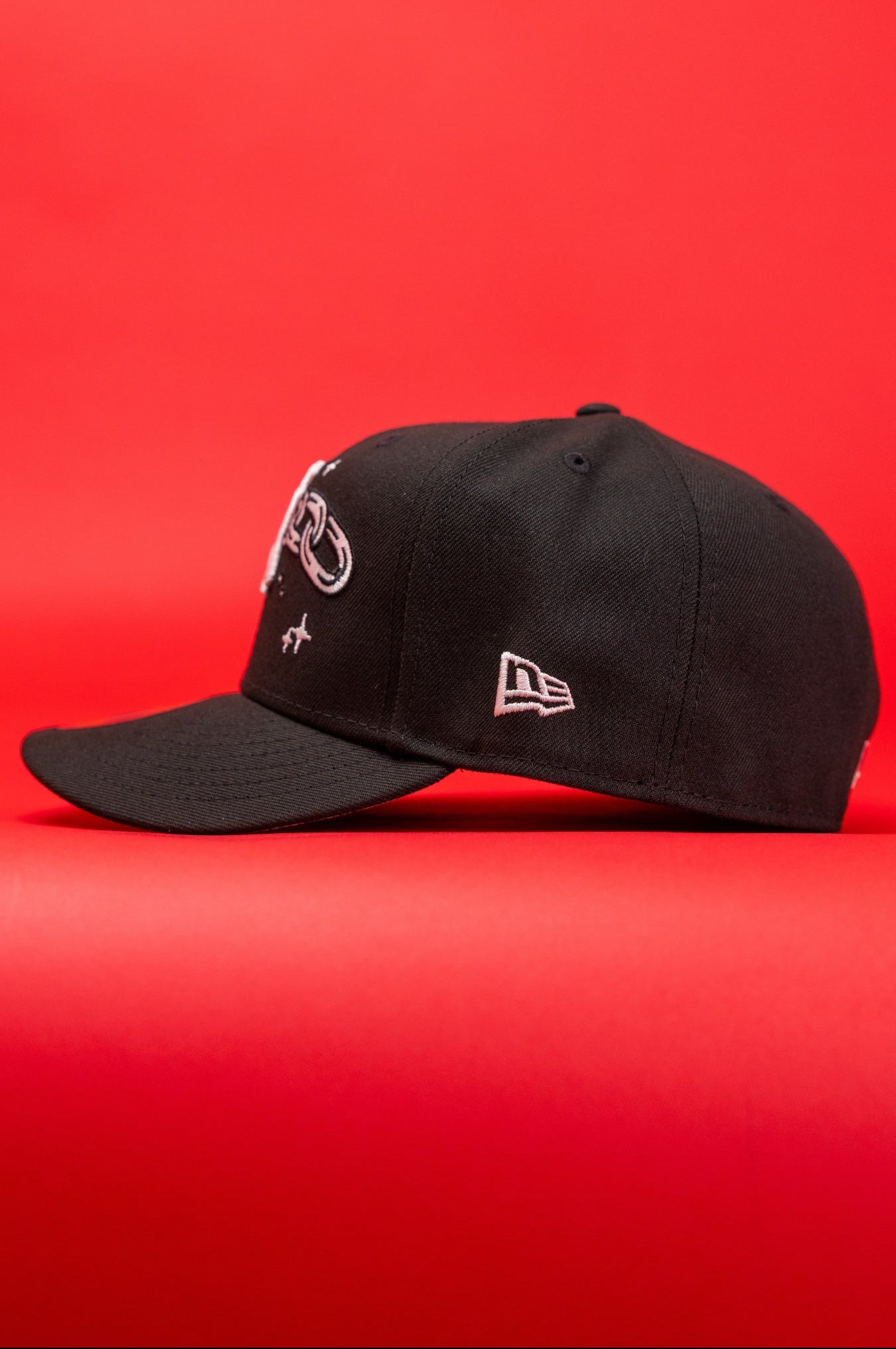 NEW ERA EXCLUSIVE 59FIFTY BLACK NEW YORK YANKEES W/ EMBROIDERY + SUBWA