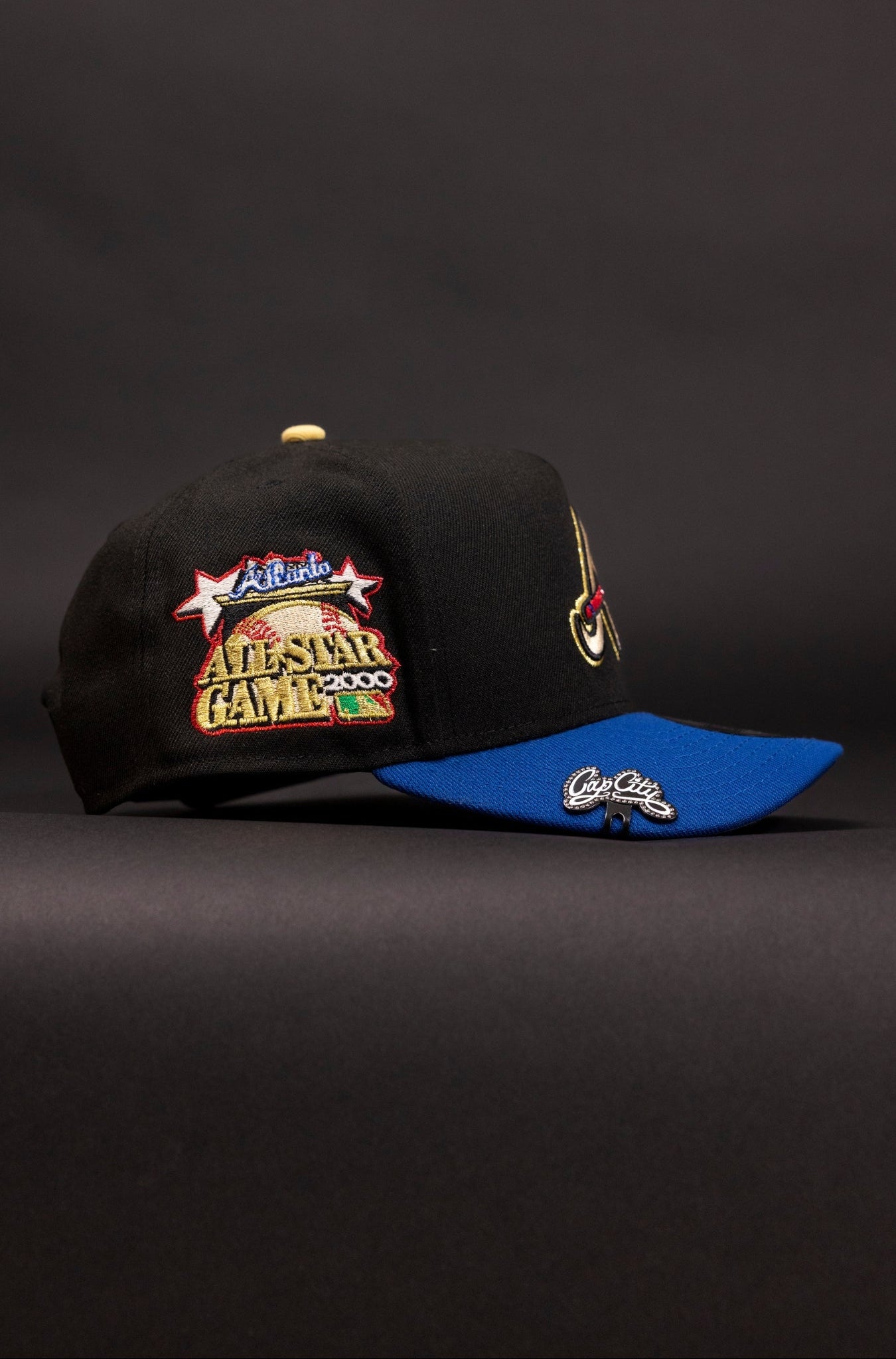 NEW ERA 9FIFTY A-FRAME BLACK/NAVY ATLANTA BRAVES SNAPBACK W/ 2000 ALL STAR GAME SIDE PATCH
