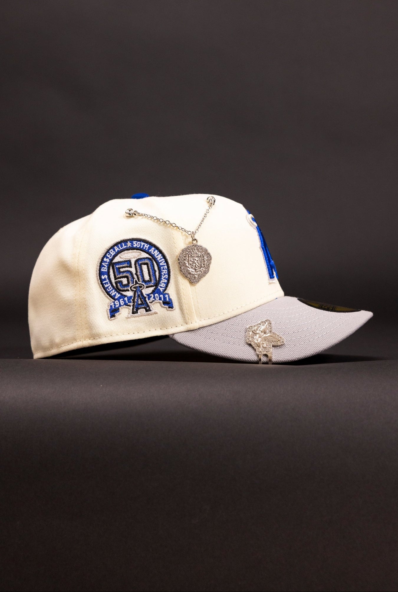 NEW ERA EXCLUSIVE 59FIFTY CHROME/GREY ANAHEIM ANGELS W/ 50TH ANNIVERSARY SIDE PATCH