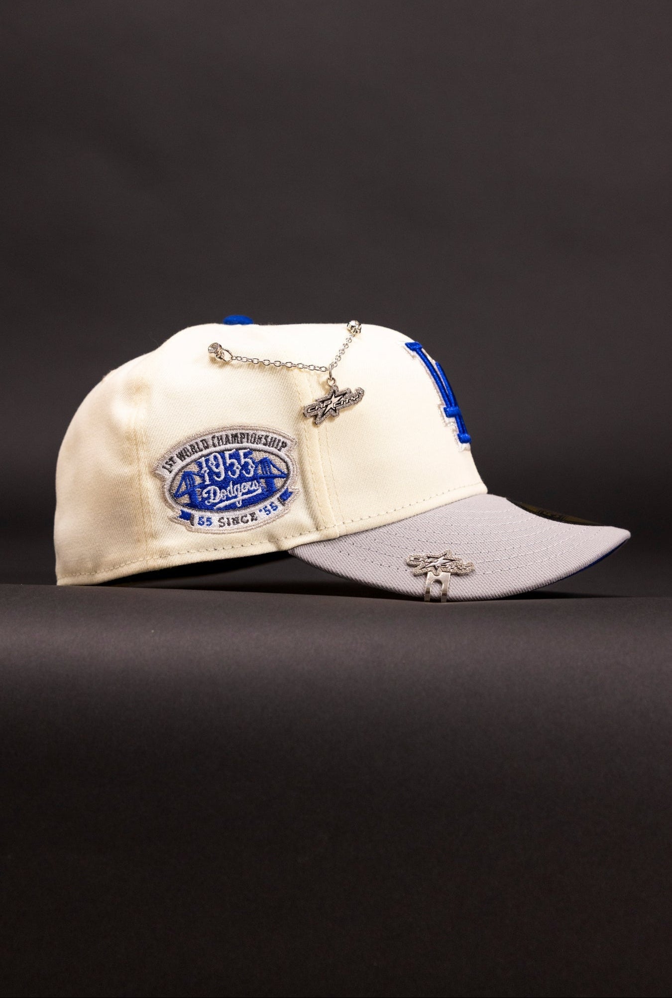 NEW ERA EXCLUSIVE 59FIFTY CHROME/GREY LOS ANGELES DODGERS W/ 1ST WORLD CHAMPIONSHIP SIDE PATCH