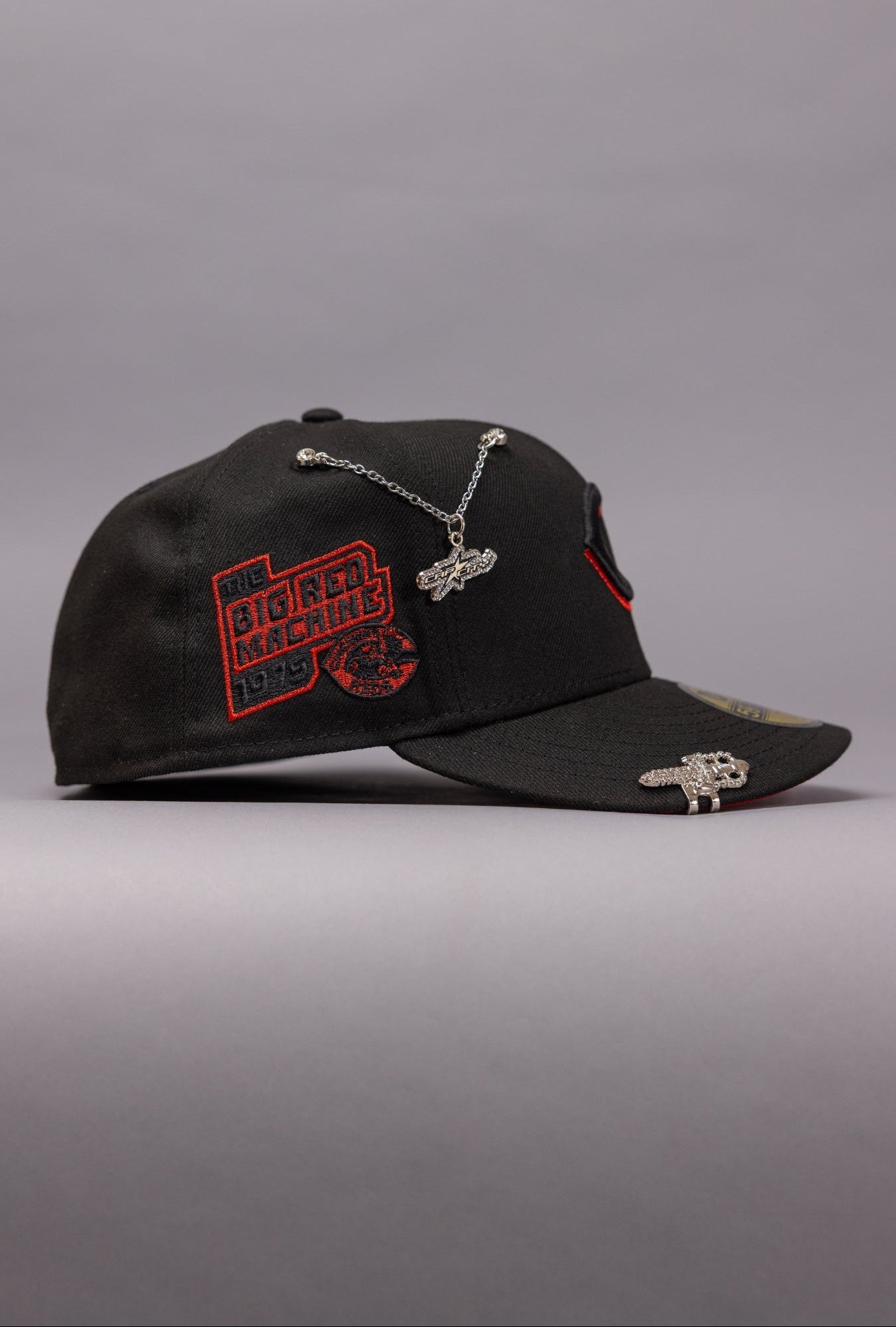 NEW ERA EXCLUSIVE 59FIFTY BLACKED OUT CINCINNATI REDS W/ "BIG RED MACHINE" SIDE PATCH