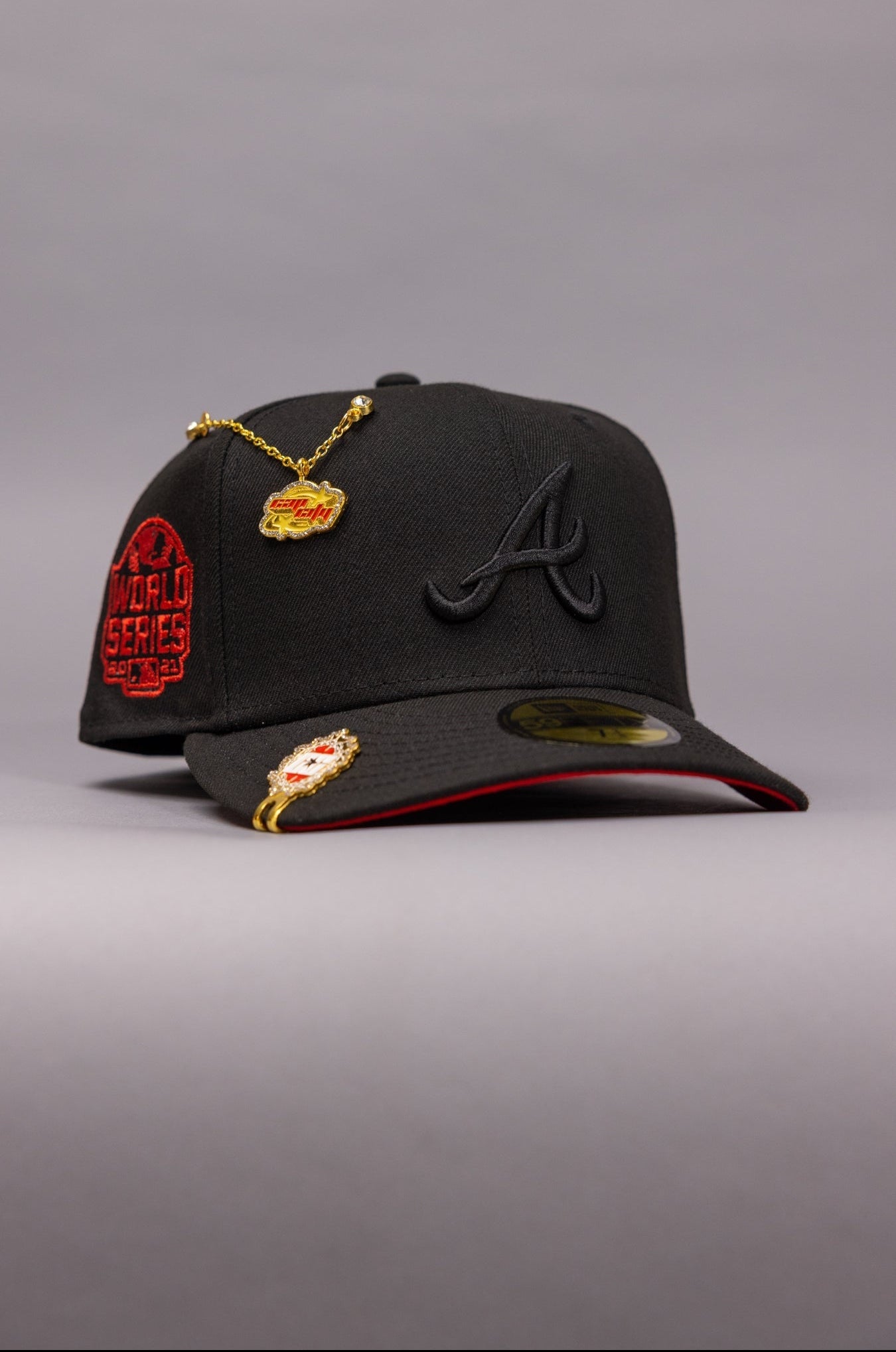 NEW ERA EXCLUSIVE 59FIFTY BLACKED OUT ATLANTA BRAVES W/ WORLD SERIES SIDE PATCH