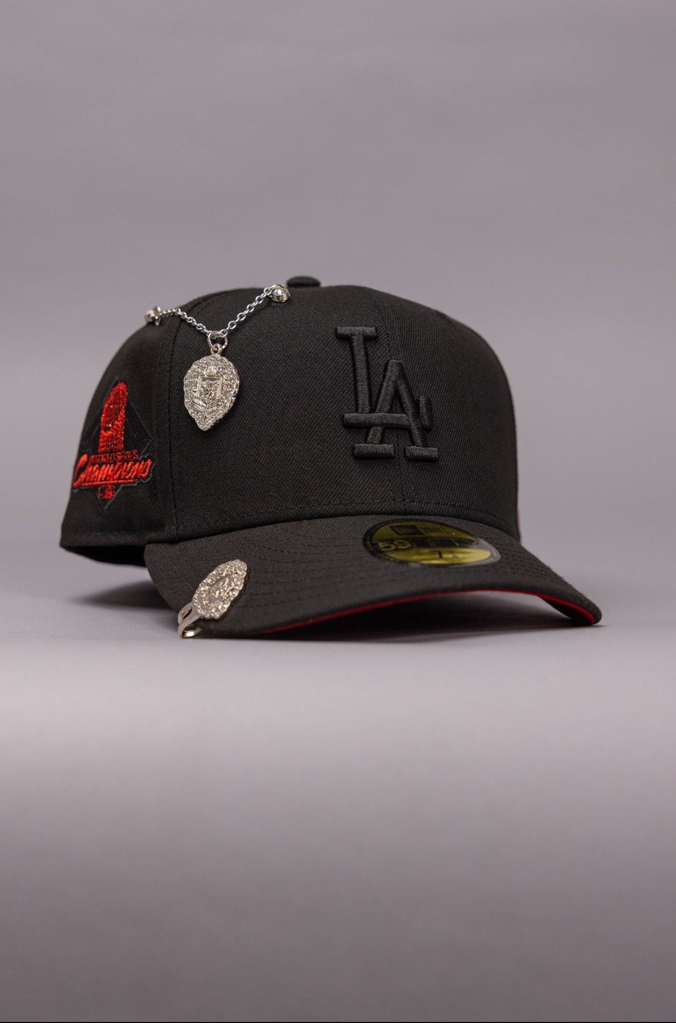 NEW ERA EXCLUSIVE 59FIFTY BLACKED OUT LOS ANGELES DODGERS W/ WORLD CHAMPIONS SIDE PATCH