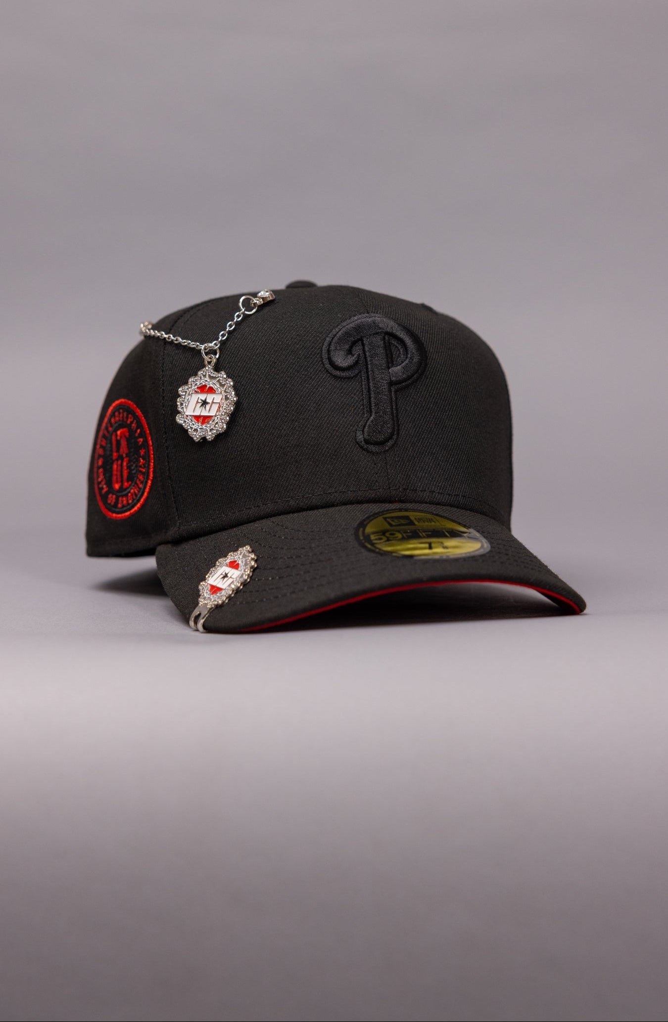 NEW ERA EXCLUSIVE 59FIFTY BLACKED OUT PHILADELPHIA PHILLIES W/ SIDE PATCH