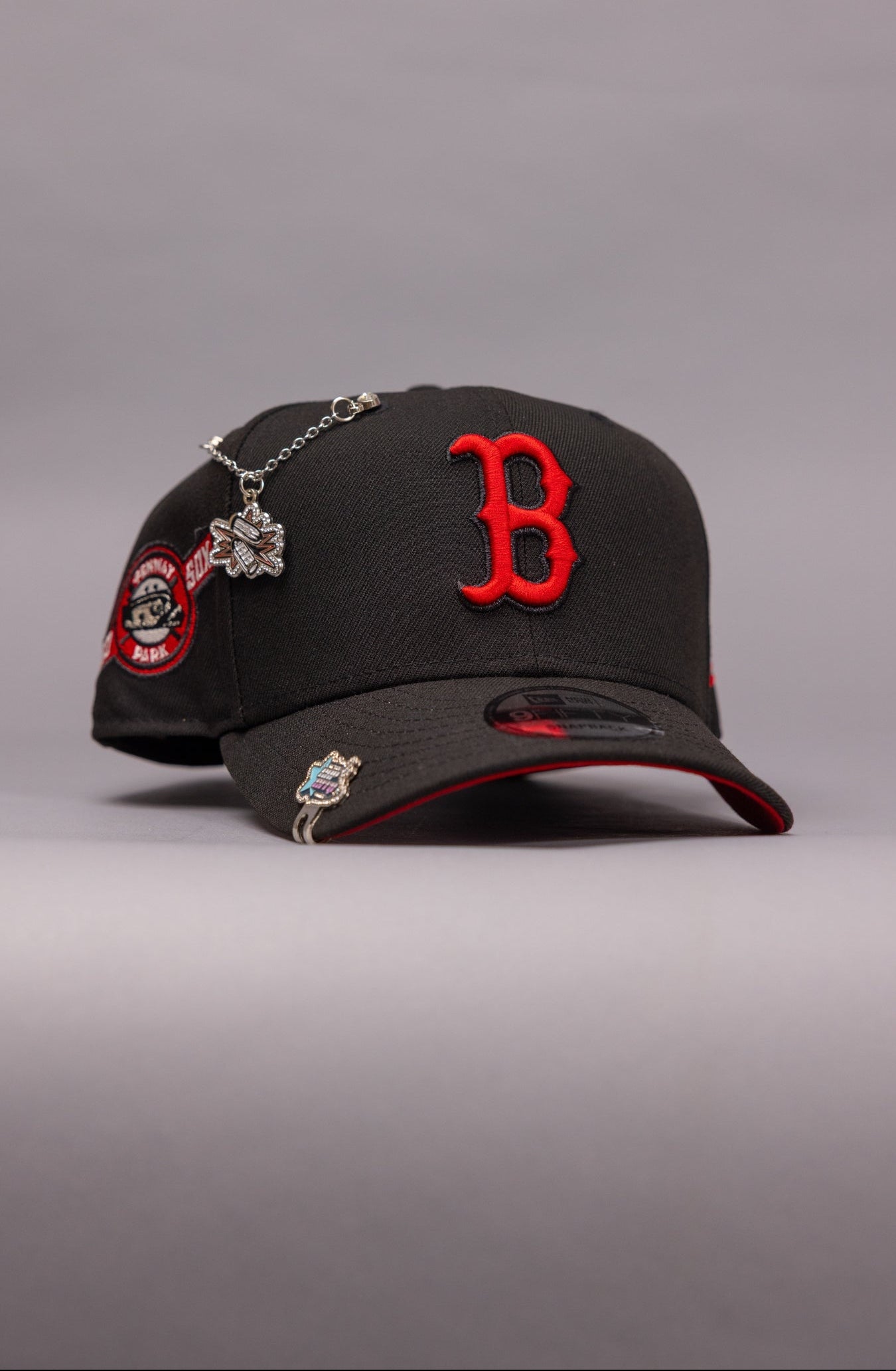 NEW ERA EXCLUSIVE 9FIFTY BLACK BOSTON RED SOX SNAPBACK W/ FENWAY PARK SIDE PATCH