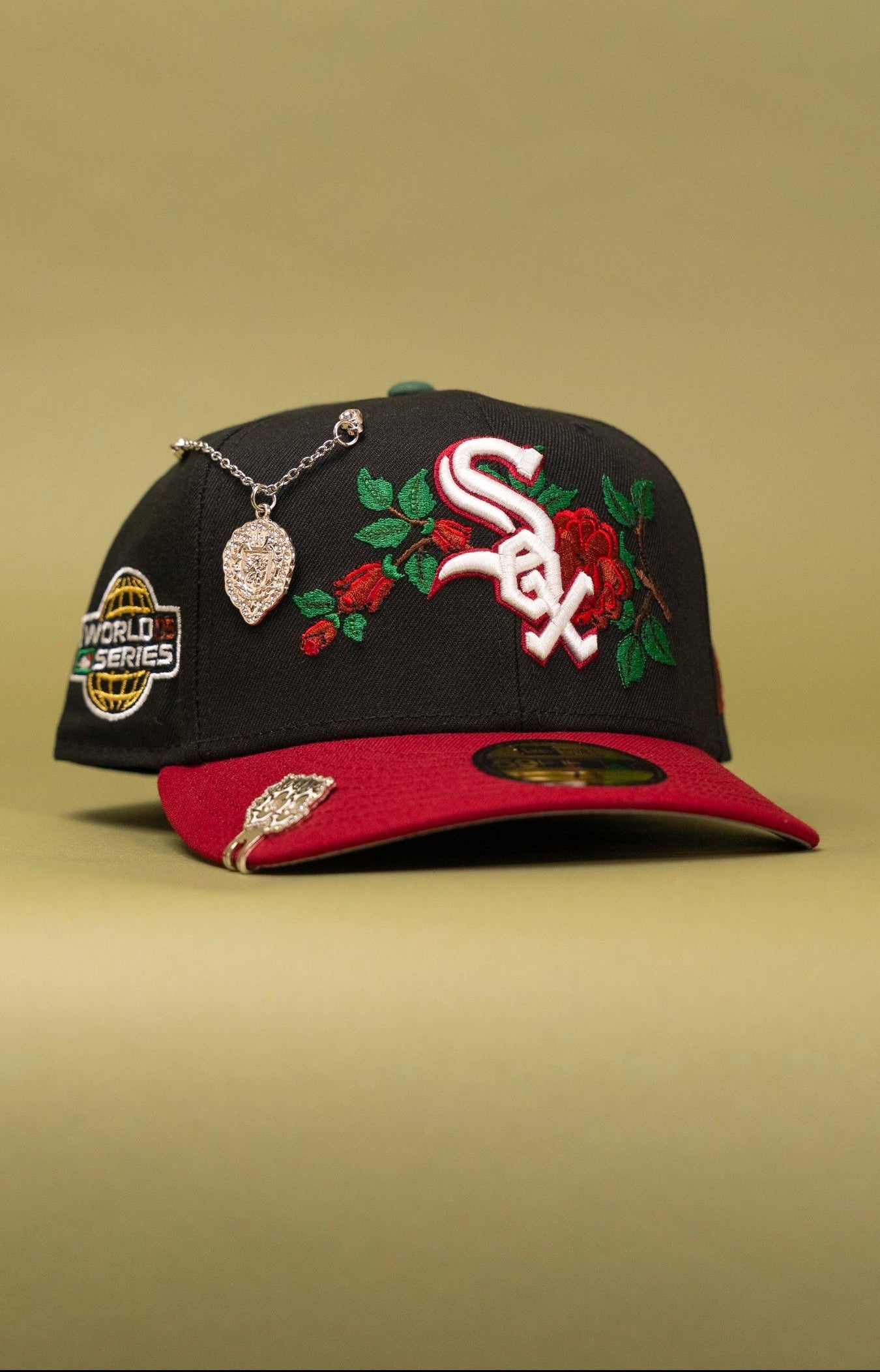 NEW ERA EXCLUSIVE 59FIFTY BLACK/BURGUNDY CHICAGO WHITE SOX W/ ROSE + WORLD SERIES SIDE PATCH