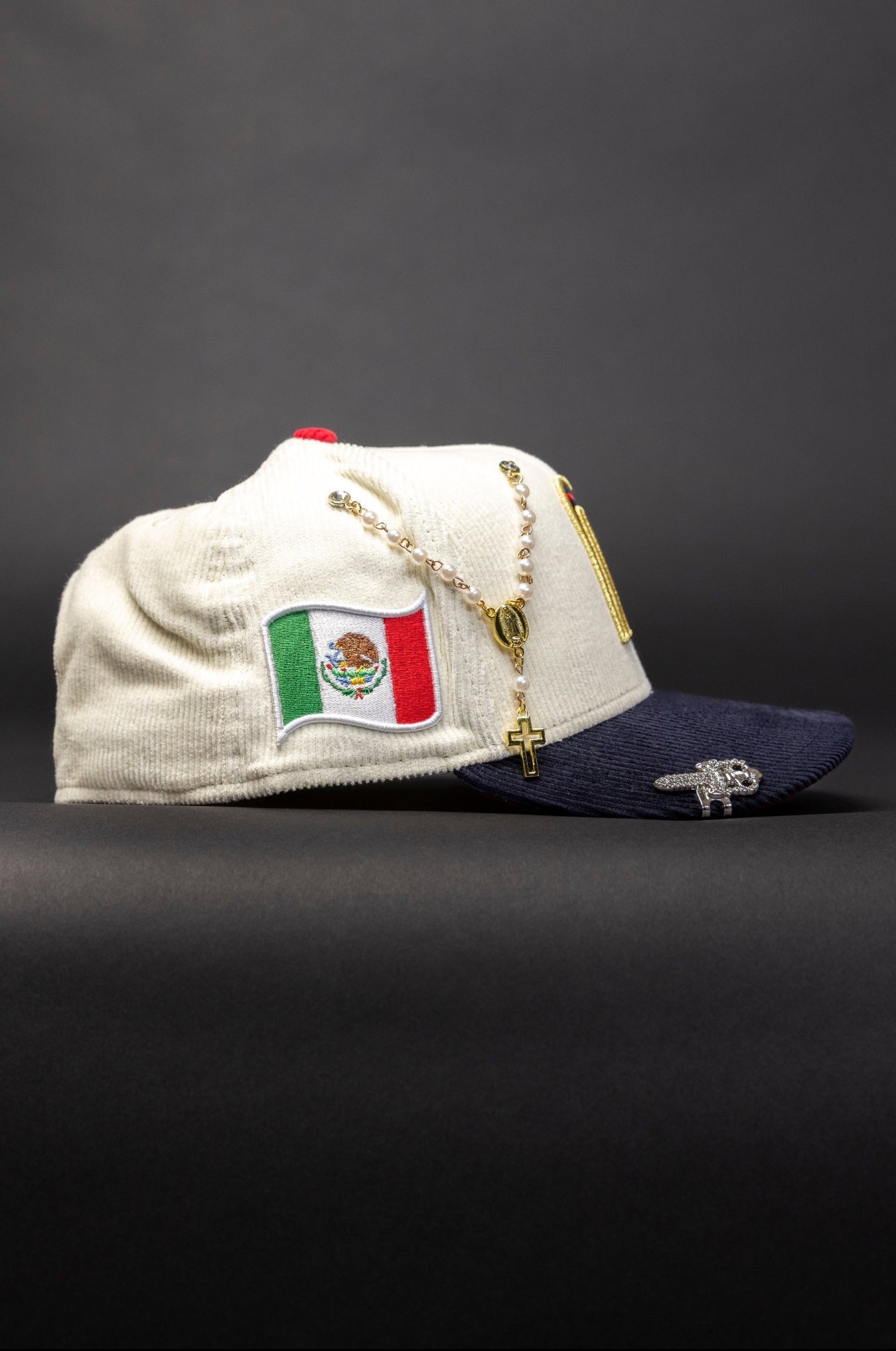 NEW ERA EXCLUSIVE 59FIFTY CORDUROY 2025 MEXICO WBC W/ MEXICAN FLAG SIDE PATCH