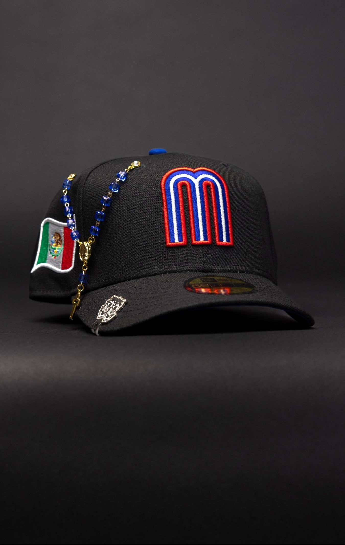 NEW ERA EXCLUSIVE 59FIFTY BLACK 2025 MEXICO WBC W/ MEXICAN FLAG SIDE PATCH