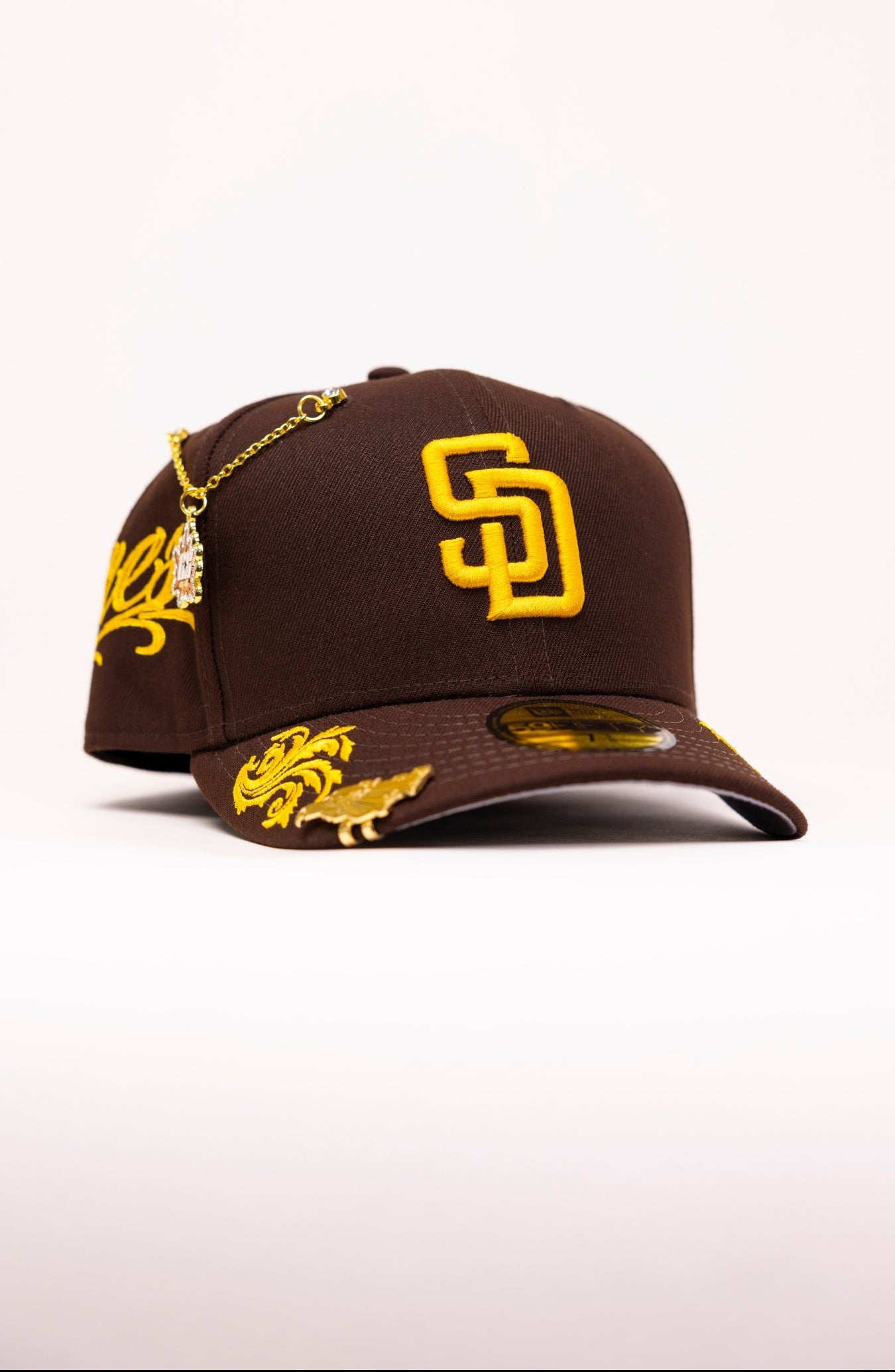 NEW ERA EXCLUSIVE 59FIFTY BROWN SAN DIEGO PADRES W/ EMBROIDERY