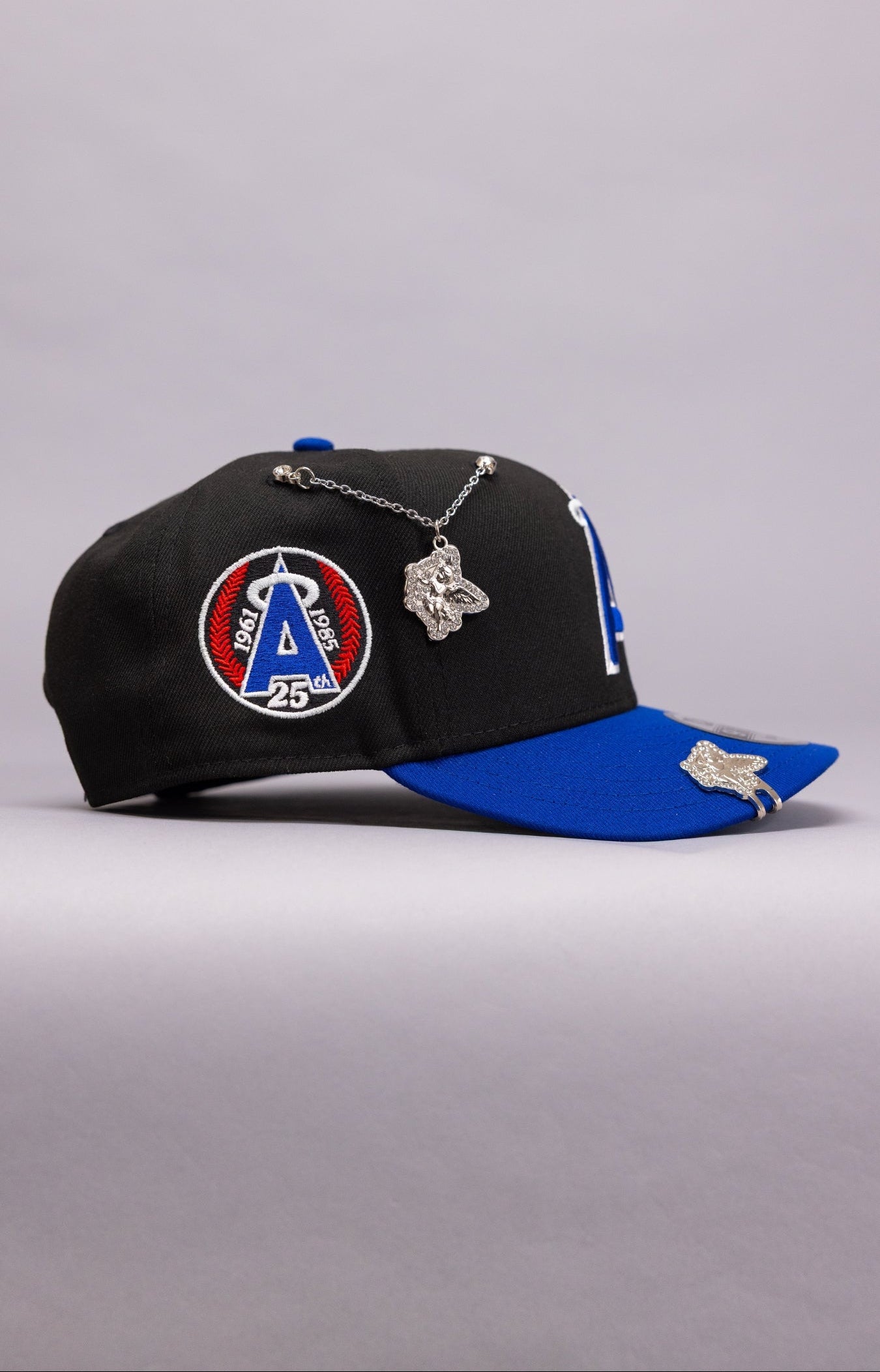 NEW ERA EXCLUSIVE 9FIFTY BLACK/BLUE ANAHEIM ANGELS SNAPBACK W/ 25TH ANNIVERSARY SIDE PATCH