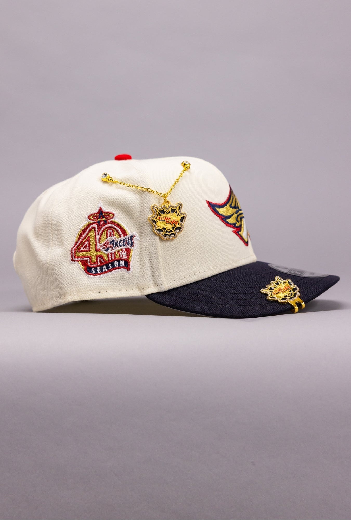 NEW ERA EXCLUSIVE 9FIFTY CHROME/NAVY ANAHEIM ANGELS SNAPBACK W/ 40TH ANNIVERSARY SIDE PATCH