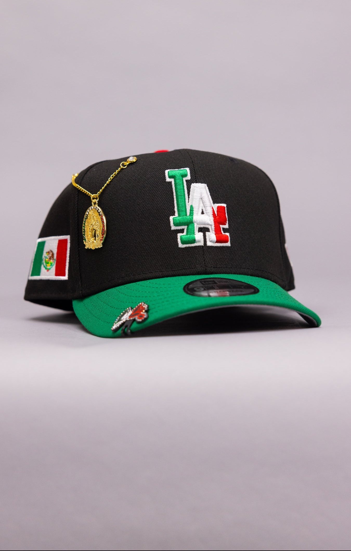 NEW ERA EXCLUSIVE 9FIFTY BLACK/GREEN LOS ANGELES DODGERS SNAPBACK W/ MEXICO FLAG LOGO + MEXICAN FLAG SIDE PATCH