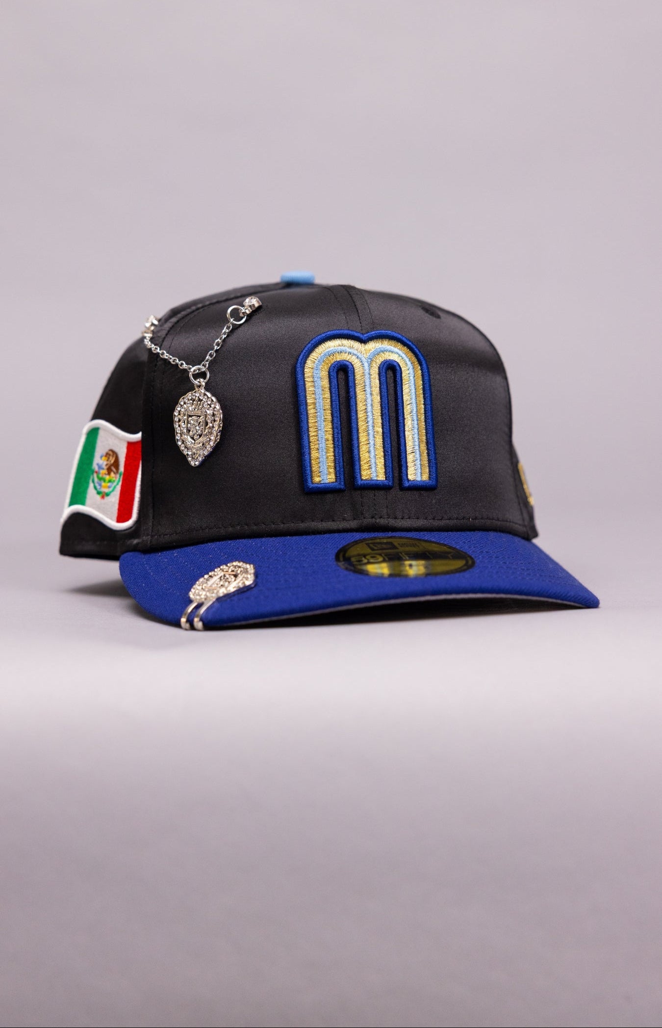 NEW ERA EXCLUSIVE 59FIFTY SATIN/BLUE 2026 WBC MEXICO W/ "MEXICAN FLAG" SIDE PATCH
