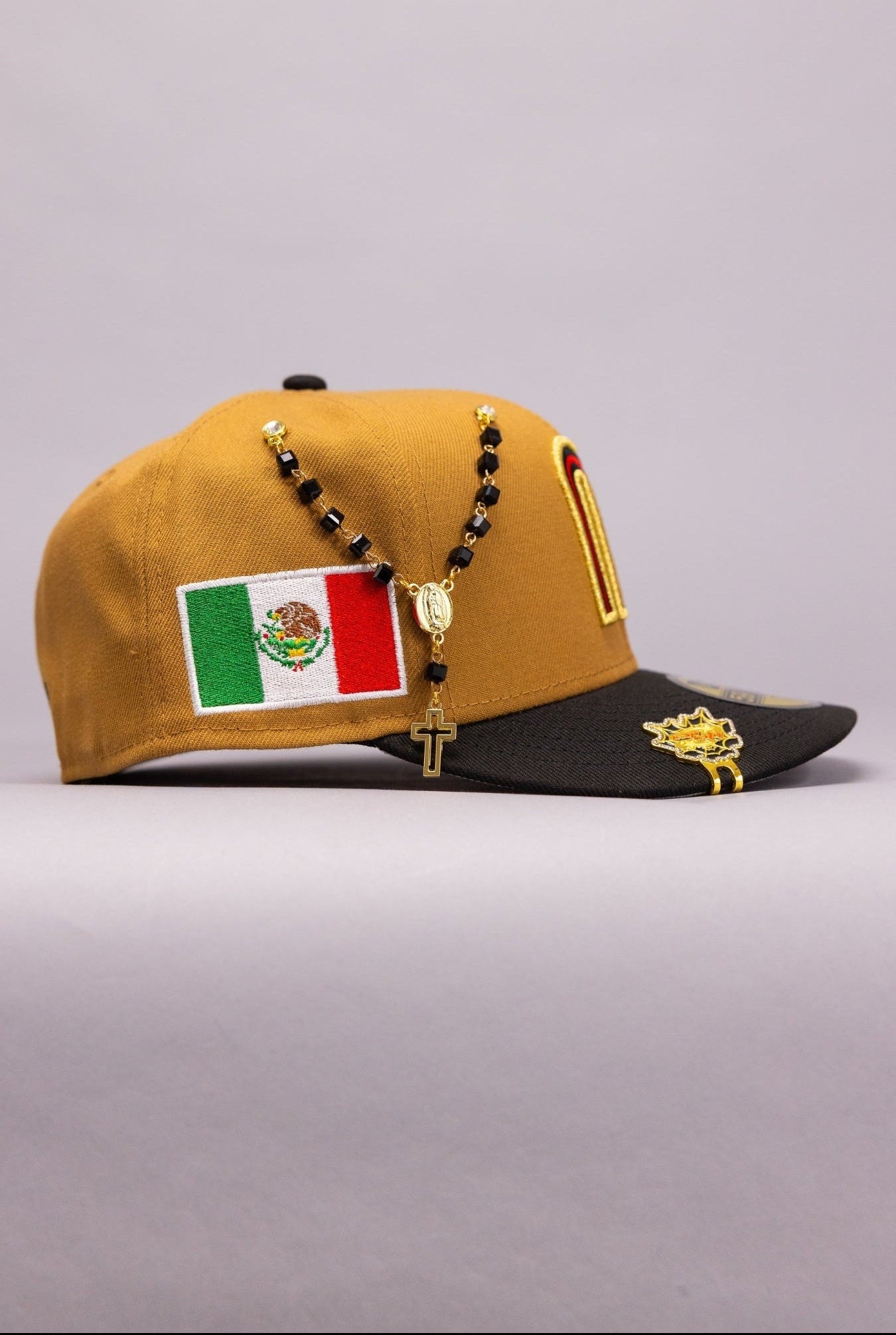NEW ERA EXCLUSIVE 59FIFTY KHAKI 2026 WBC MEXICO W/ "MEXICAN FLAG" SIDE PATCH