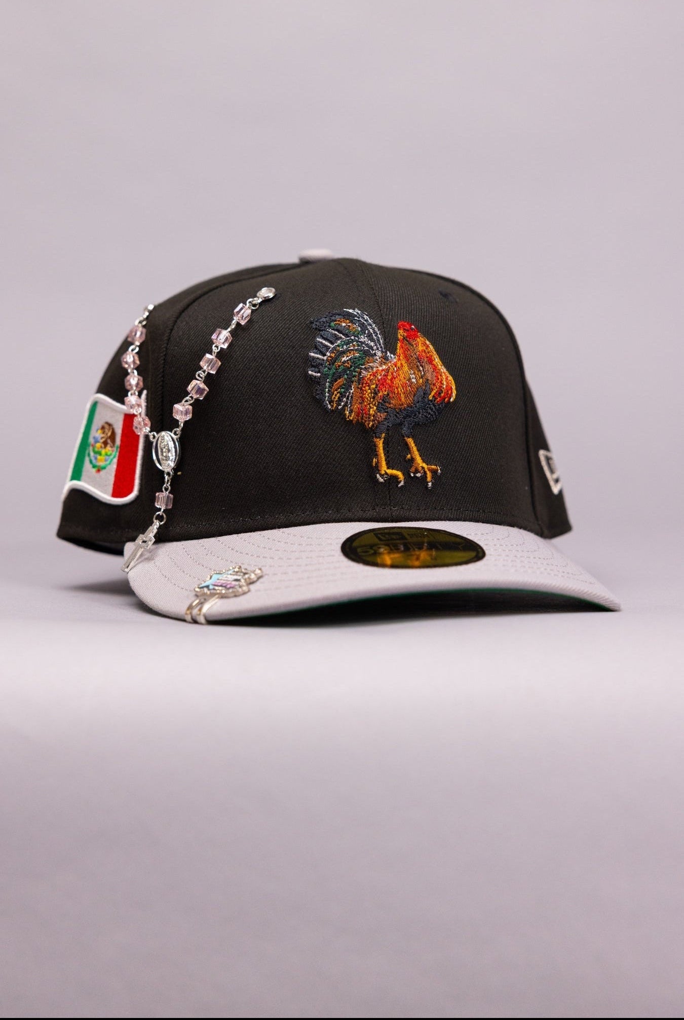 NEW ERA EXCLUSIVE 59FIFTY BLACK/GREY EL GALLO W/ "MEXICAN FLAG" SIDE PATCH