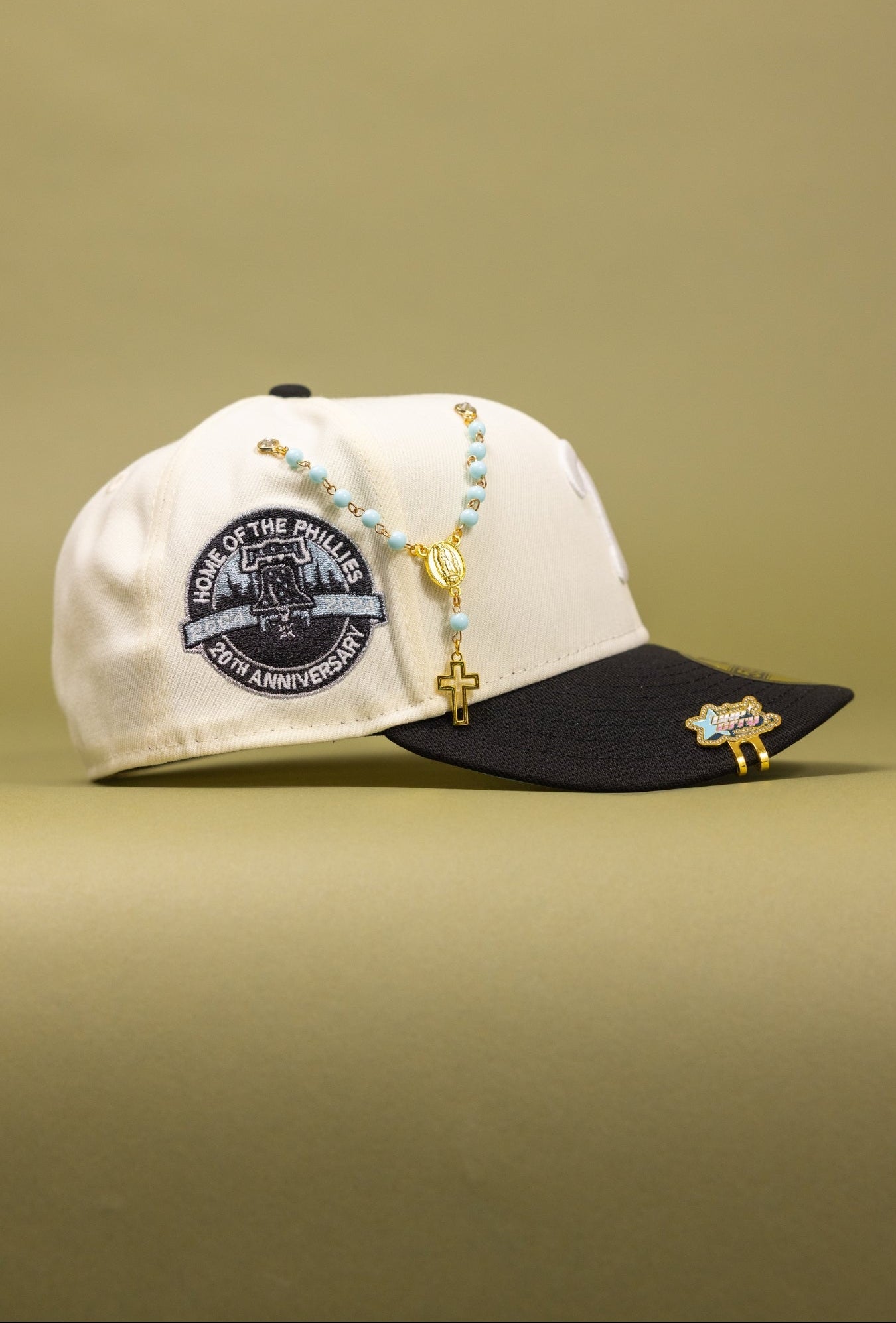 NEW ERA EXCLUSIVE 59FIFTY CHROME/BLACK PHILADELPHIA PHILLIES W/ HOME OF THE PHILLIES SIDE PATCH