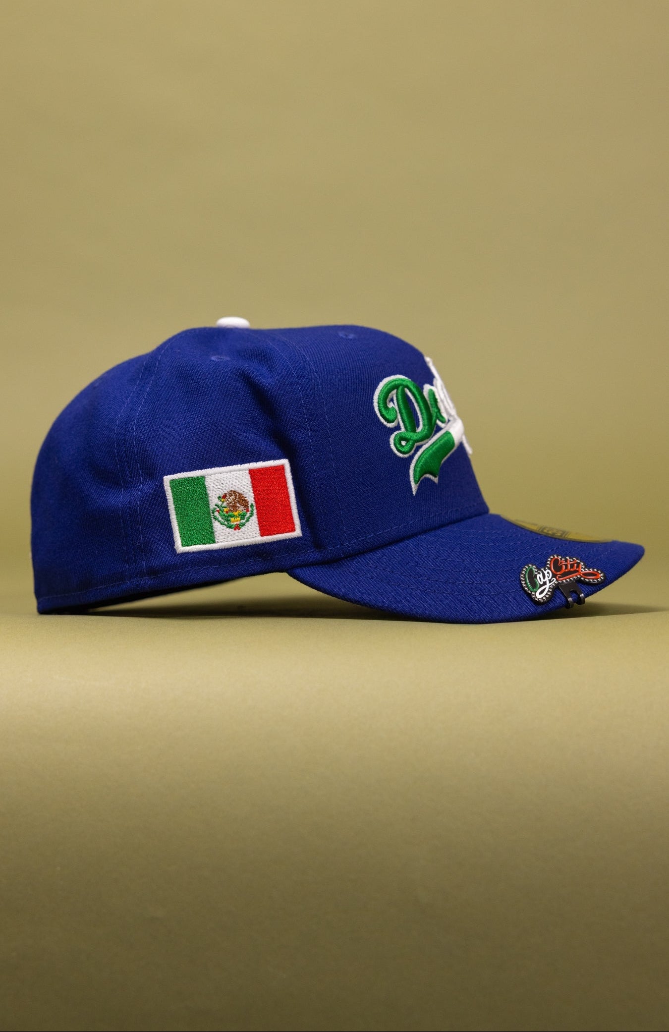 NEW ERA EXCLUSIVE 59FIFTY BLUE LOS ANGELES DODGERS W/ MEXICAN FLAG LOGO + MEXICO FLAG SIDE PATCH