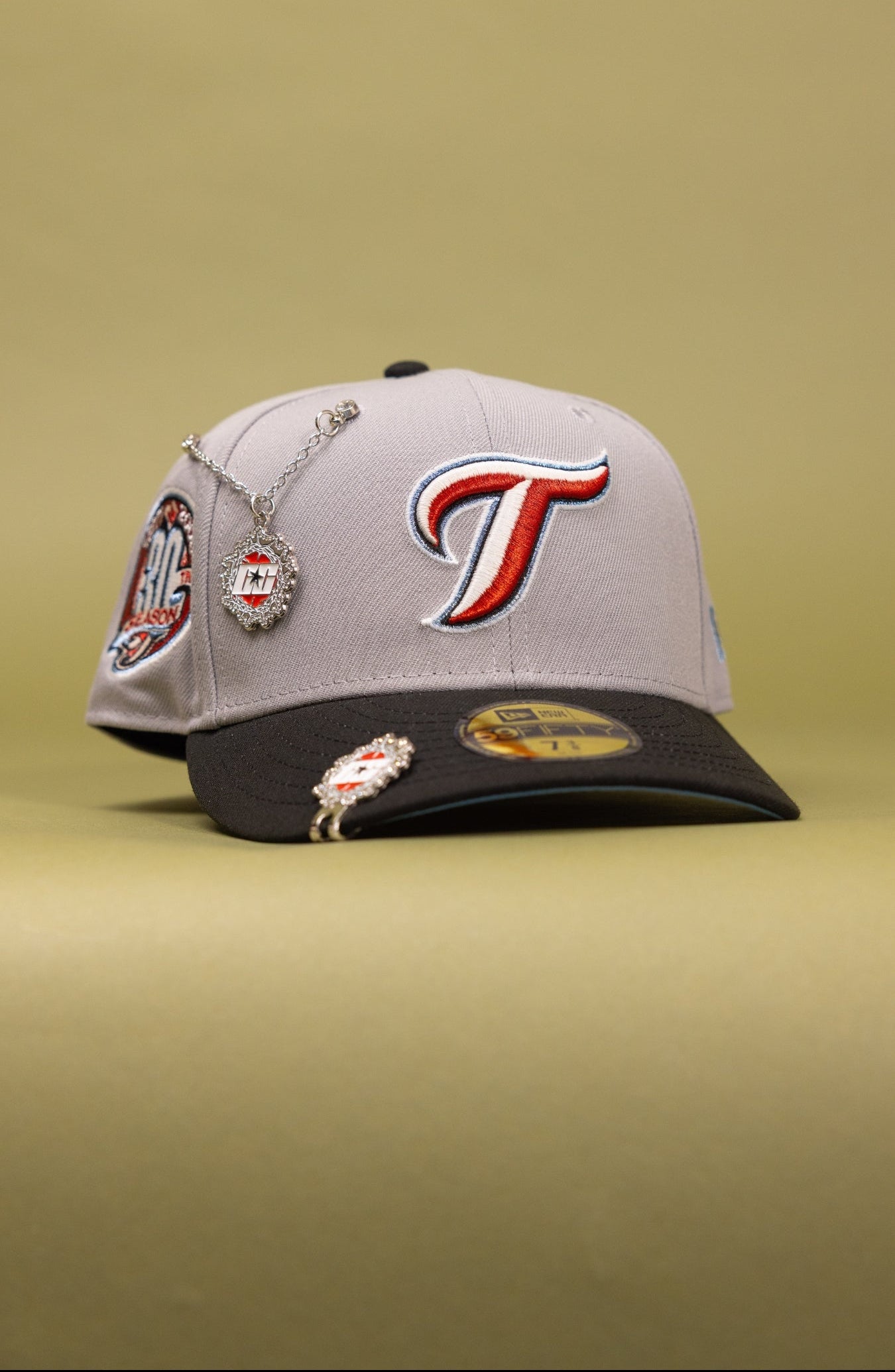 NEW ERA EXCLUSIVE 59FIFTY GREY/BLACK TORONTO BLUE JAYS W/ 30TH SEASON SIDE PATCH