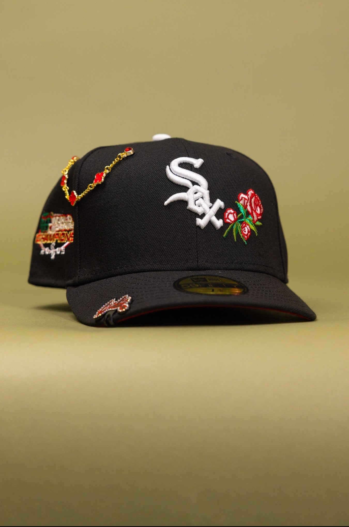 NEW ERA EXCLUSIVE 59FIFTY BLACK CHICAGO WHITE SOX W/ WORLD SERIES CHAMPIONS SIDE PATCH