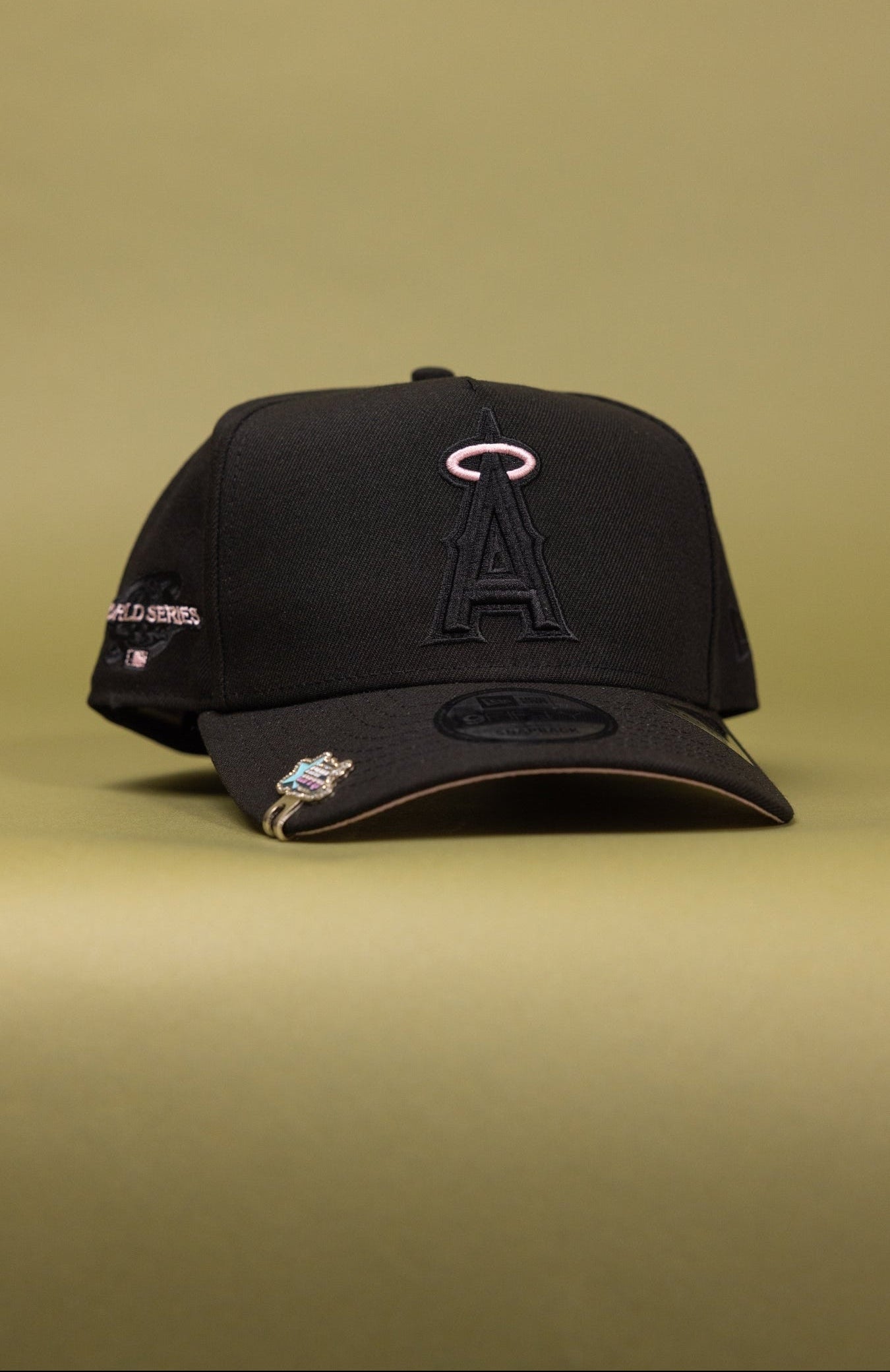 NEW ERA 9FIFTY A-FRAME BLACKED OUT ANAHEIM ANGELS W/ WORLD SERIES SIDE PATCH