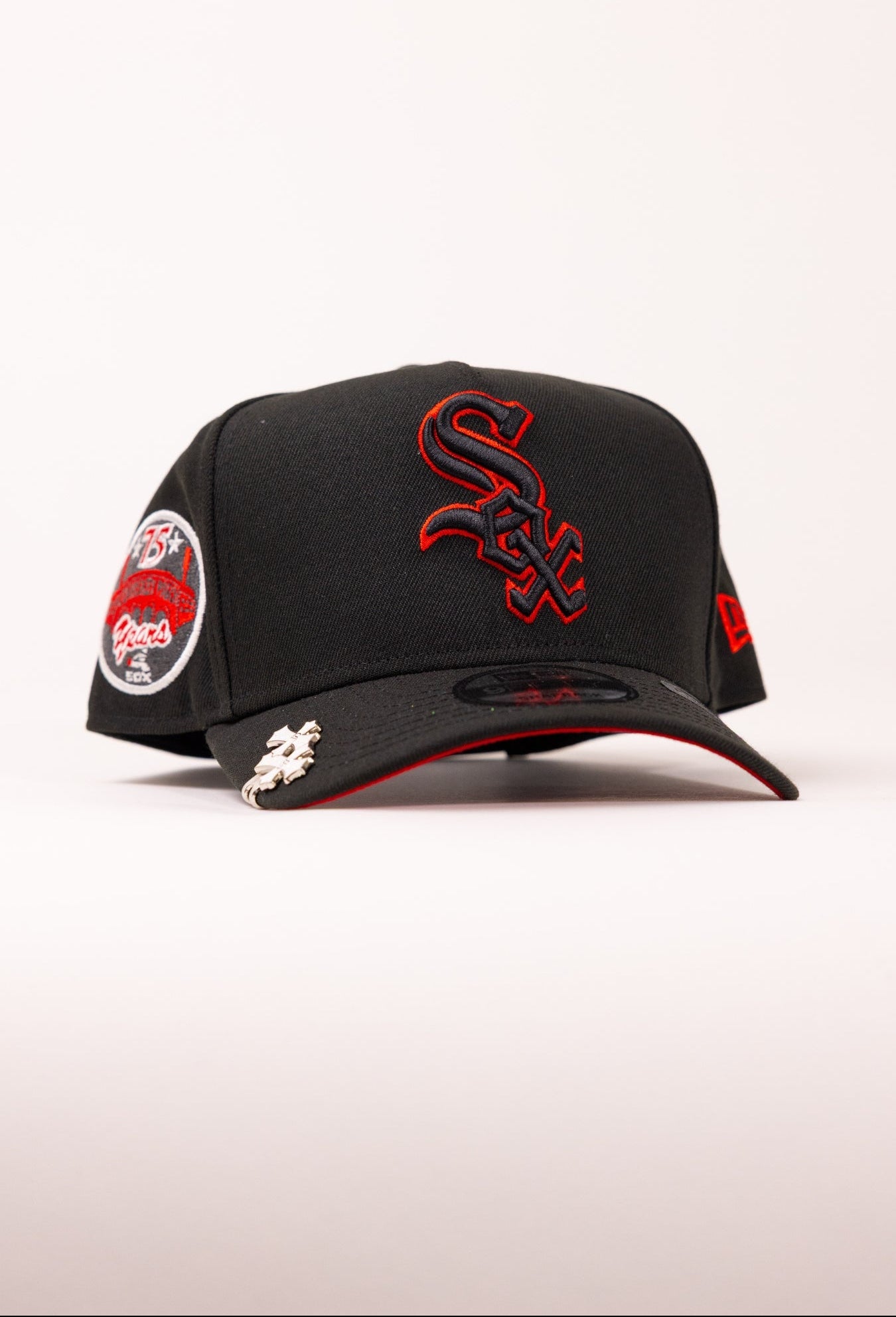 NEW ERA 9FIFTY A-FRAME BLACKED OUT CHICAGO WHITE SOX W/ COMISKEY PARK SIDE PATCH