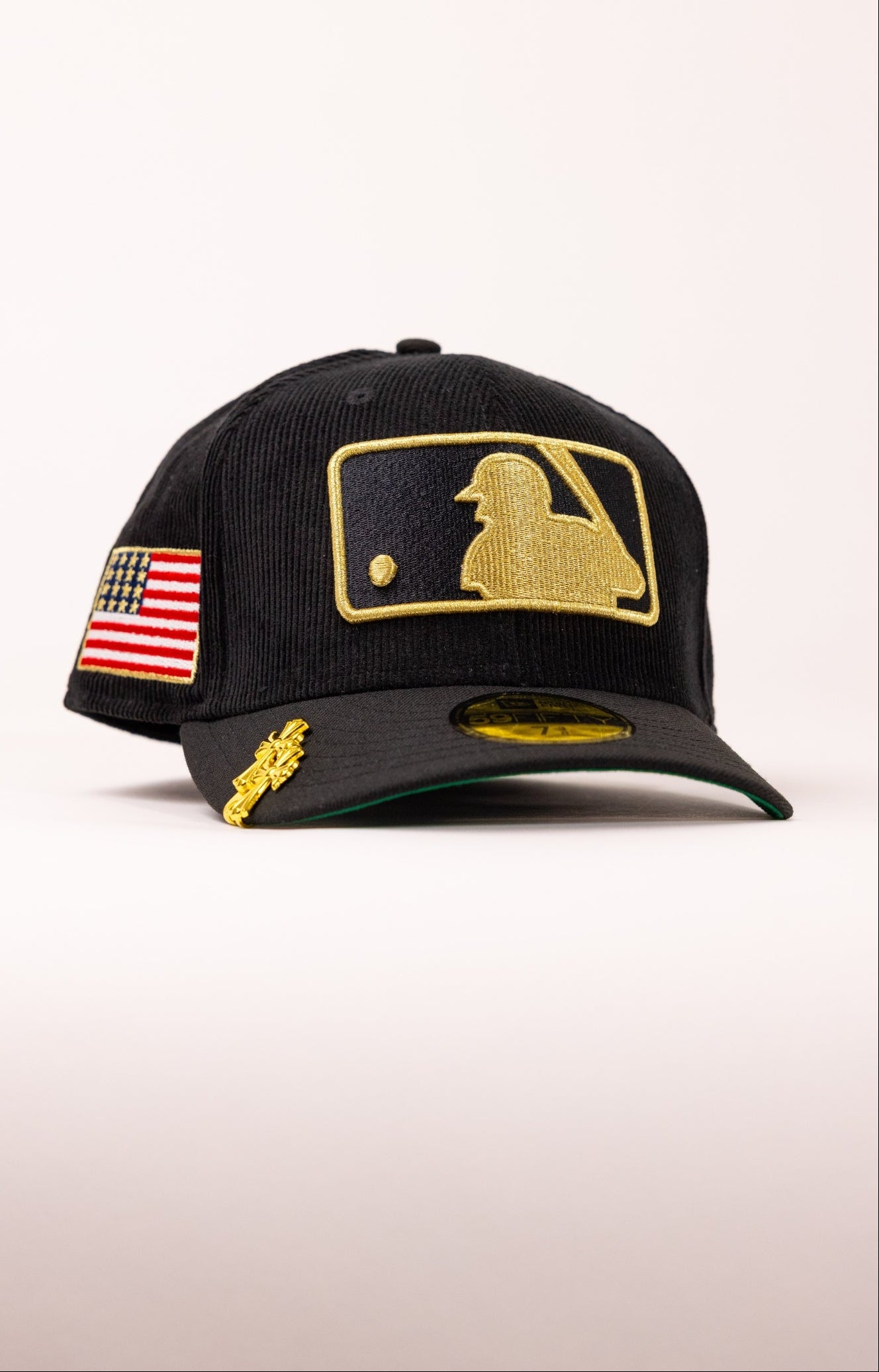 NEW ERA EXCLUSIVE 59FIFTY CORDUROY MAJOR LEAGUE BASEBALL W// AMERICAN FLAG SIDE PATCH