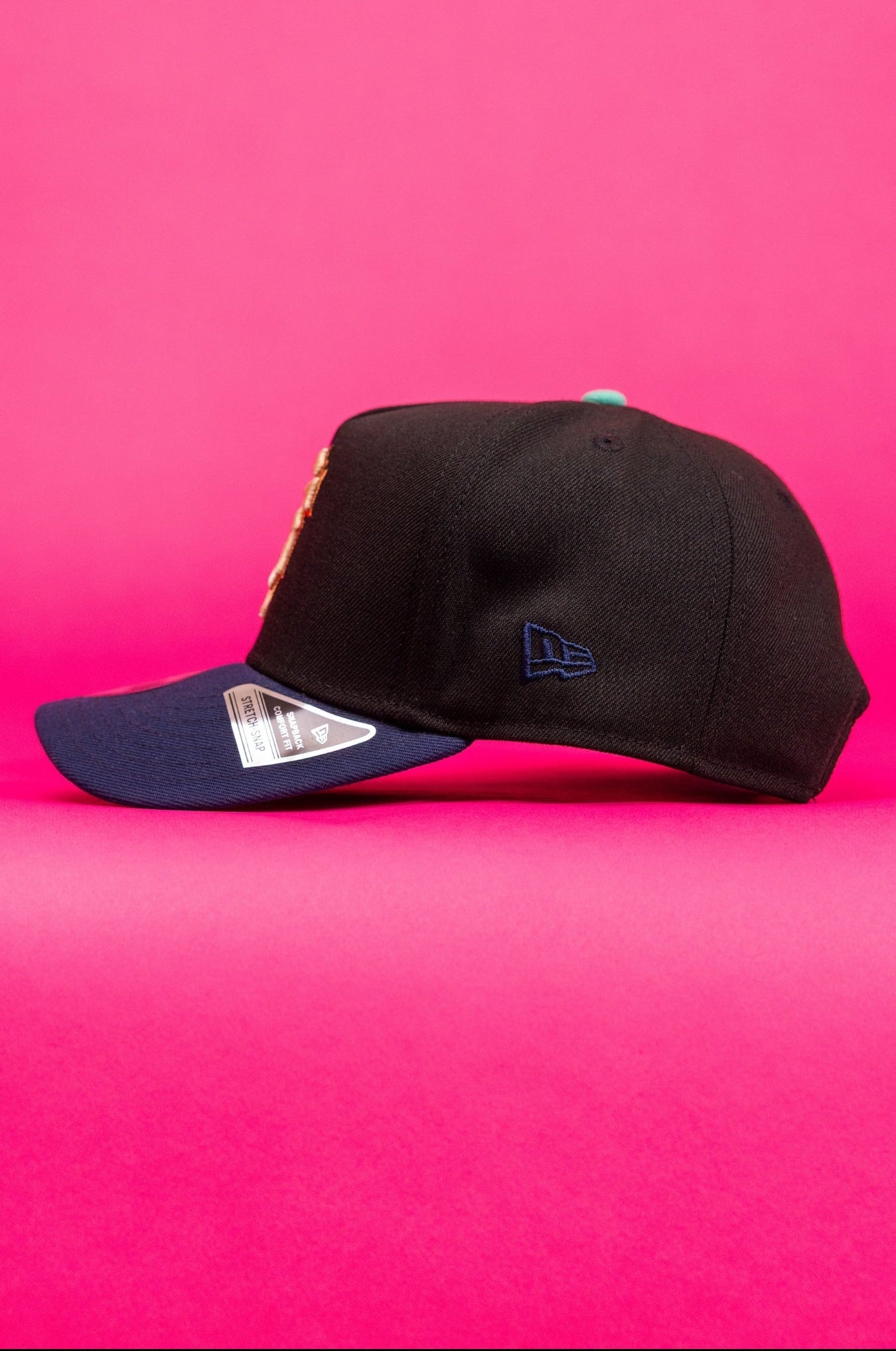 NEW ERA 9FIFTY A-FRAME BLACK/NAVY SAN FRANCISCO GIANTS SNAPBACK W/ ALL STAR WEEK SIDE PATCH