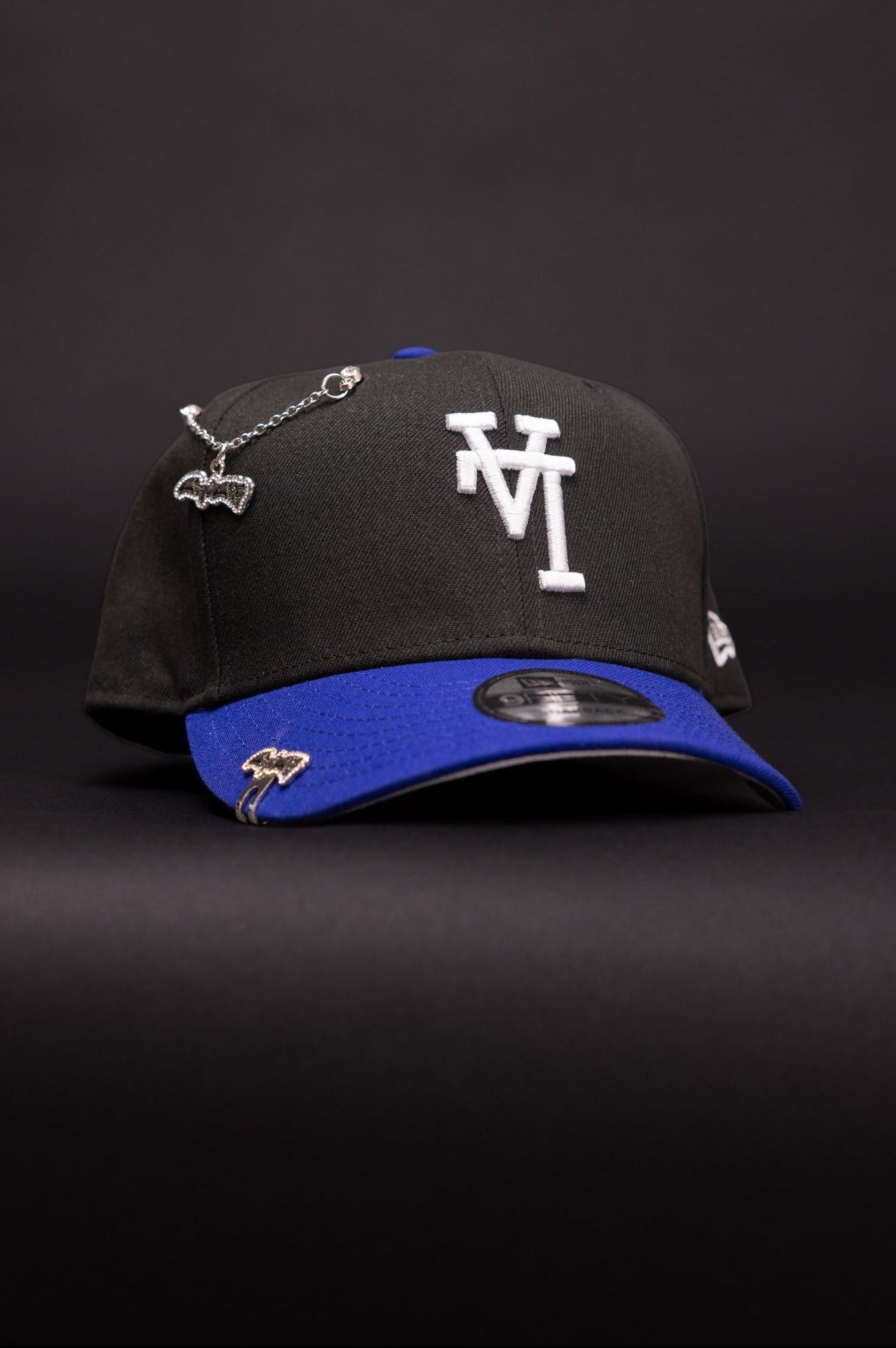 NEW ERA EXCLUSIVE 9FIFTY BLACK/BLUE UPSIDE DOWN LOS ANGELES DODGERS TWO TONE SNAPBACK