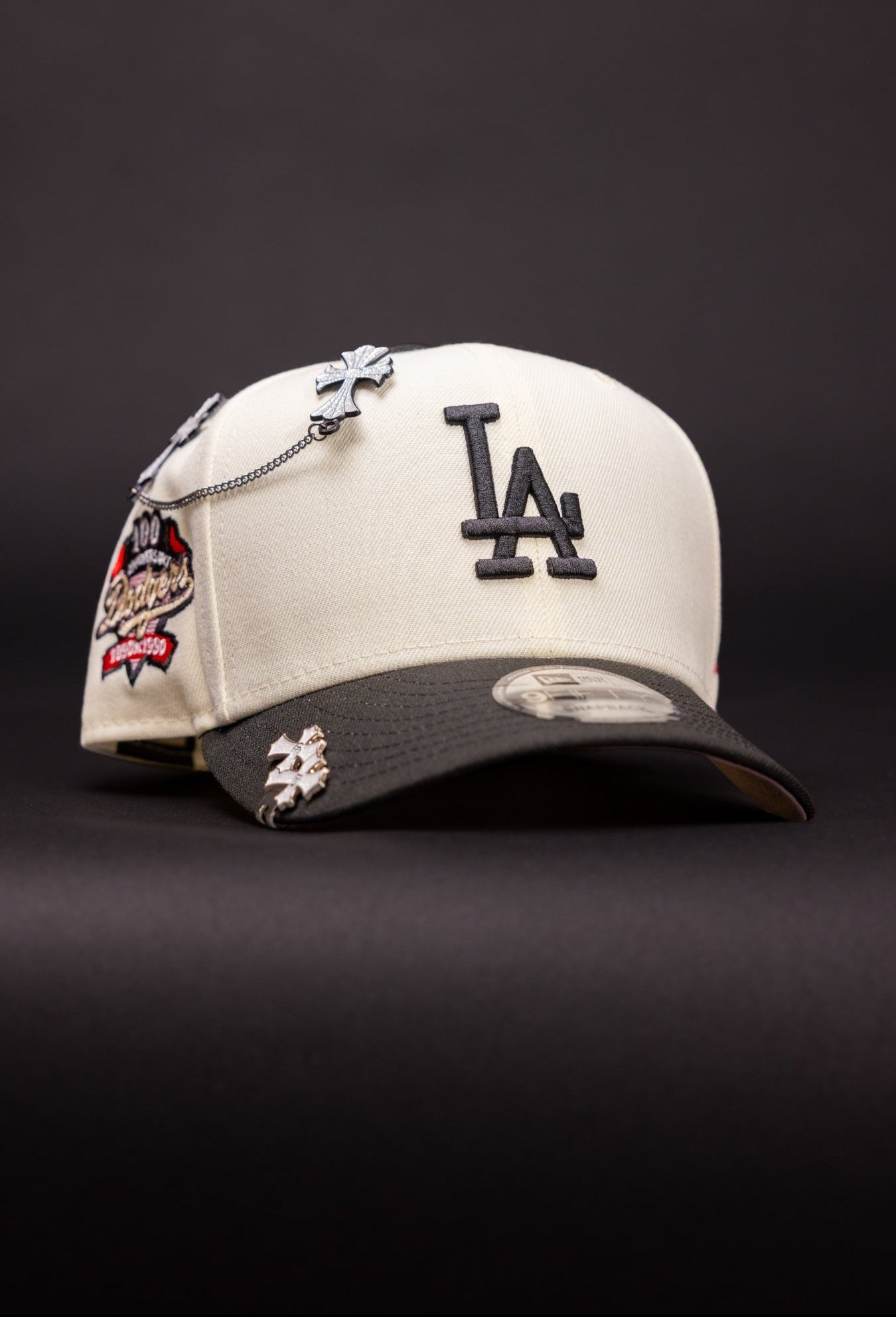 NEW ERA EXCLUSIVE 9FIFTY CHROME/BLACK LOS ANGELES DODGERS SNAPBACK W/ 100TH ANNIVERSARY SIDE PATCH