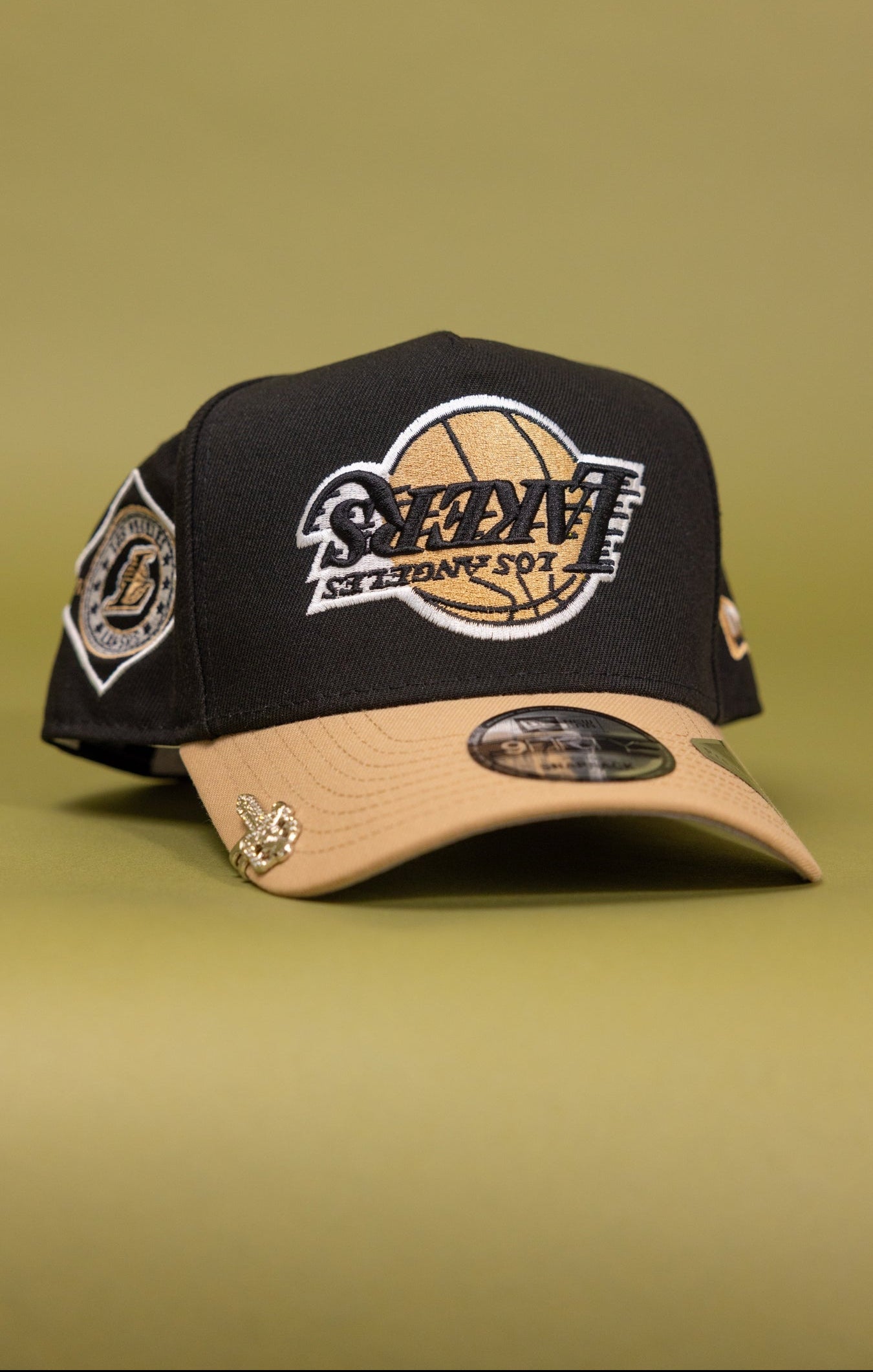 NEW ERA 9FIFTY A-FRAME BLACK/BEIGE UPSIDE DOWN LOS ANGELES DODGERS SNAPBACK W/ SIDE PATCH