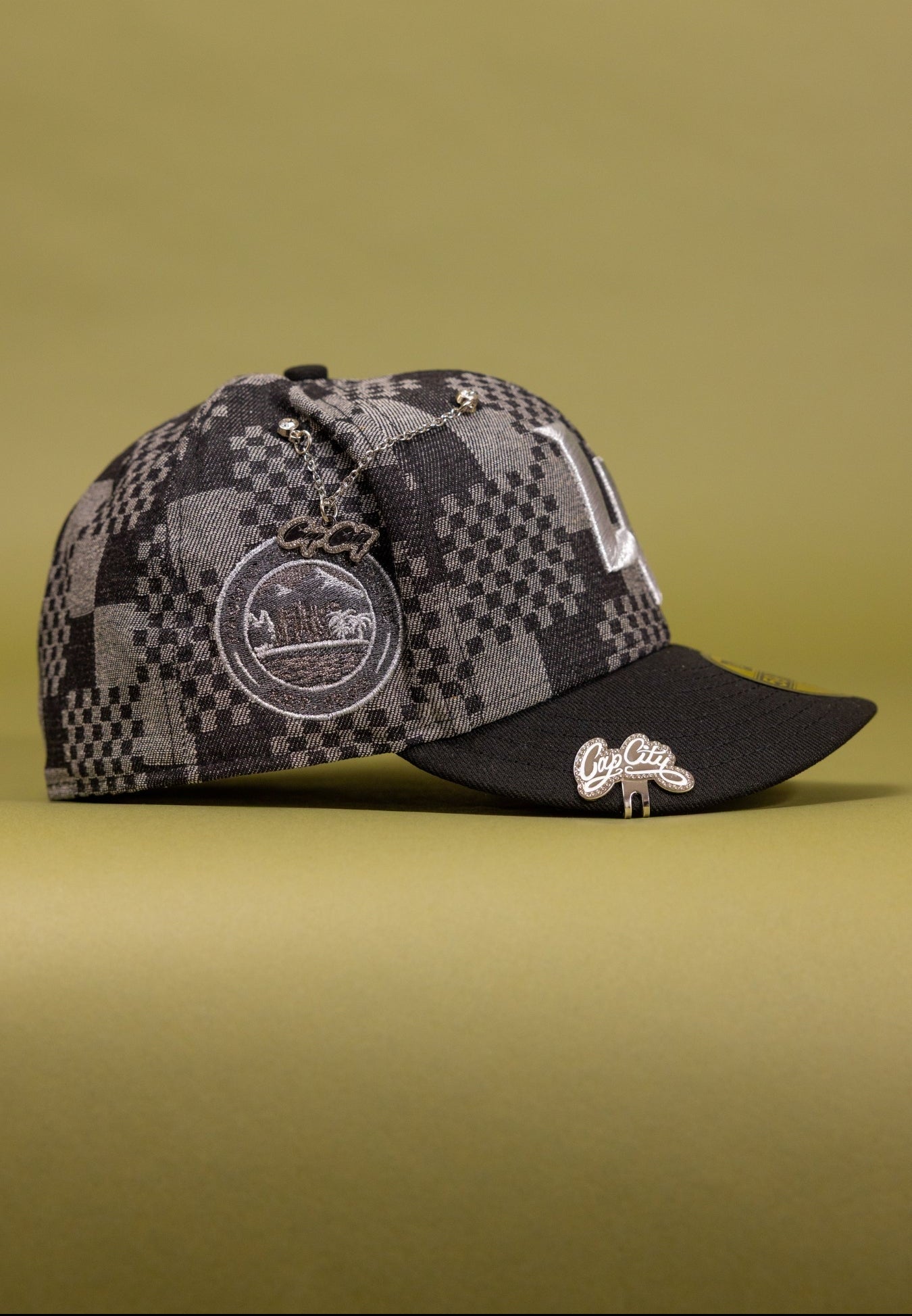NEW ERA EXCLUSIVE 59FIFTY GREY/BLACK LAS VEGAS AVIATORS W/ PACIFIC COAST LEAGUE SIDE PATCH