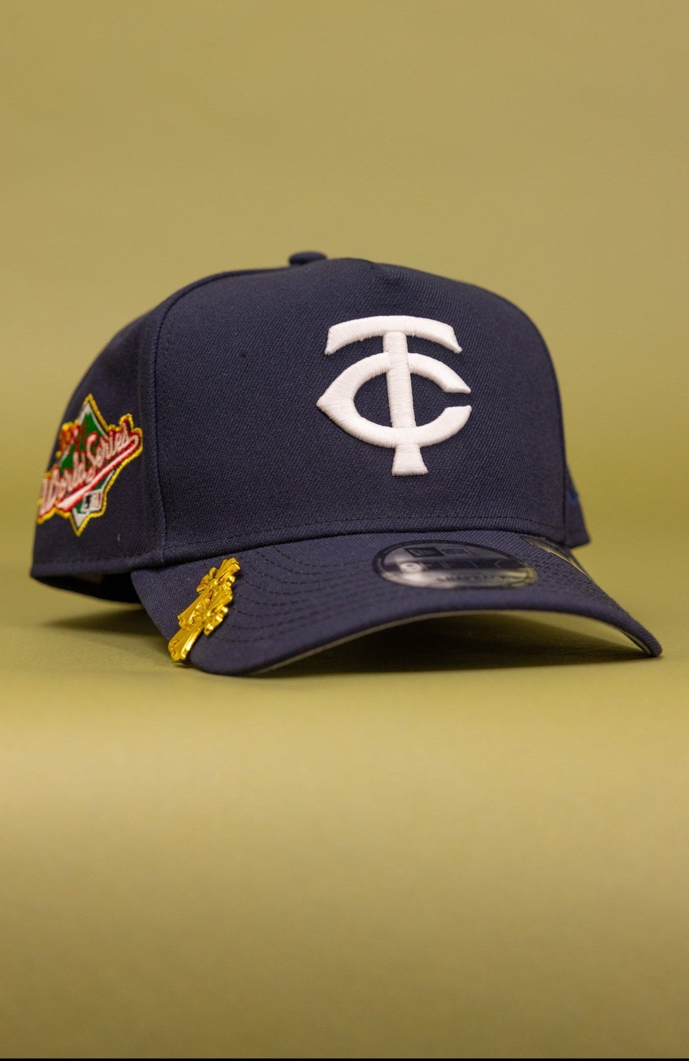 NEW ERA 9FIFTY A-FRAME NAVY MINNESOTA TWINS SNAPBACK W/ WORLD SERIES SIDE PATCH