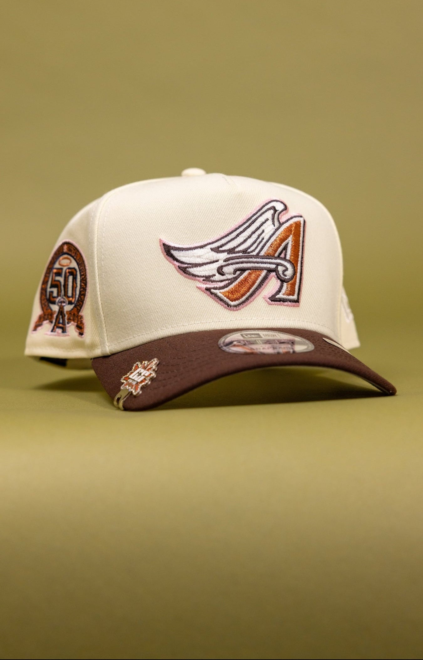 NEW ERA 9FIFTY A-FRAME CHROME/BROWN ANAHEIM ANGELS SNAPBACK W/ 50TH ANNIVERSARY SIDE PATCH