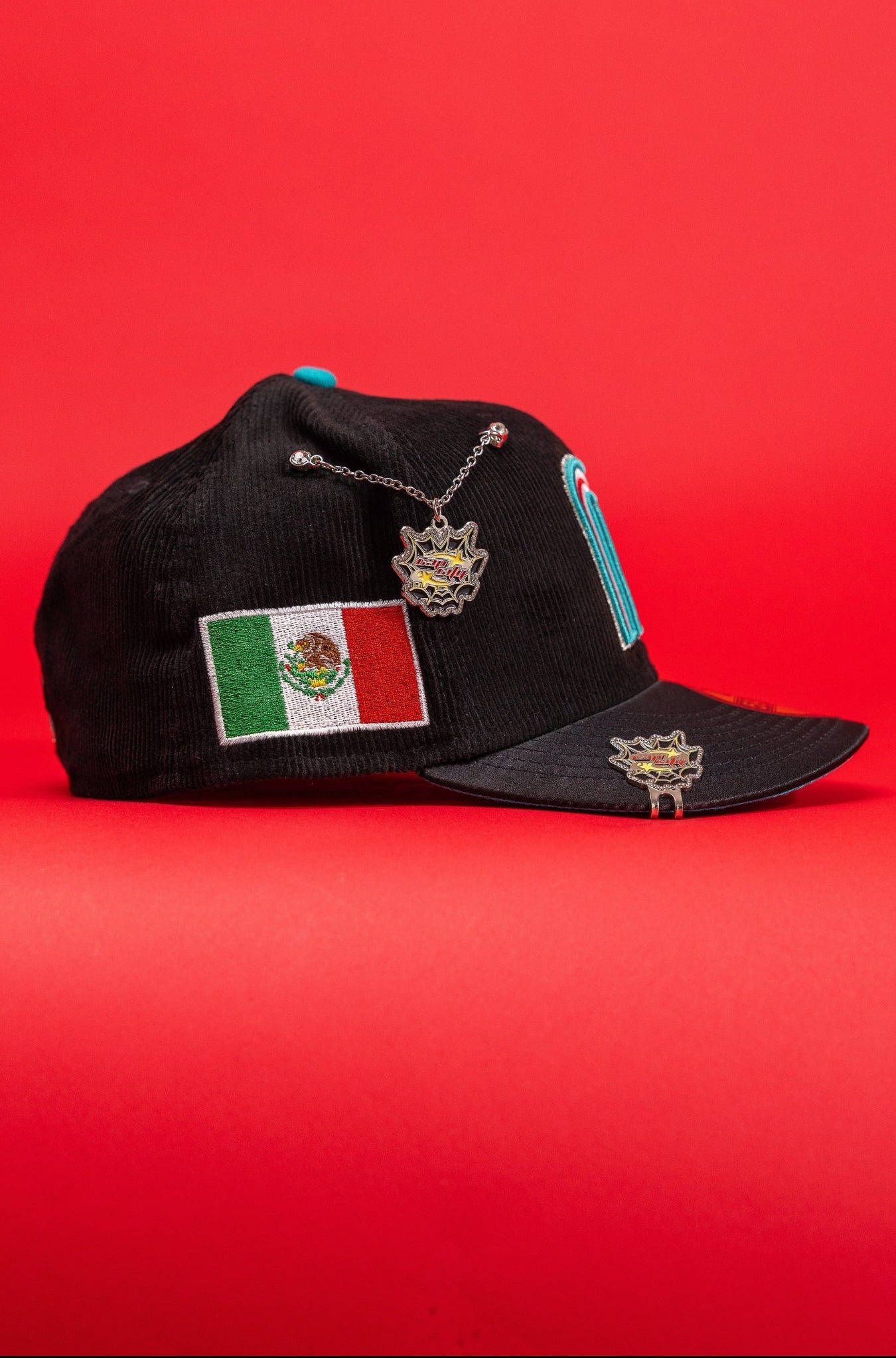 NEW ERA EXCLUSIVE 59FIFTY CORDUROY 2026 WBC MEXICO W/ "MEXICAN FLAG" SIDE PATCH