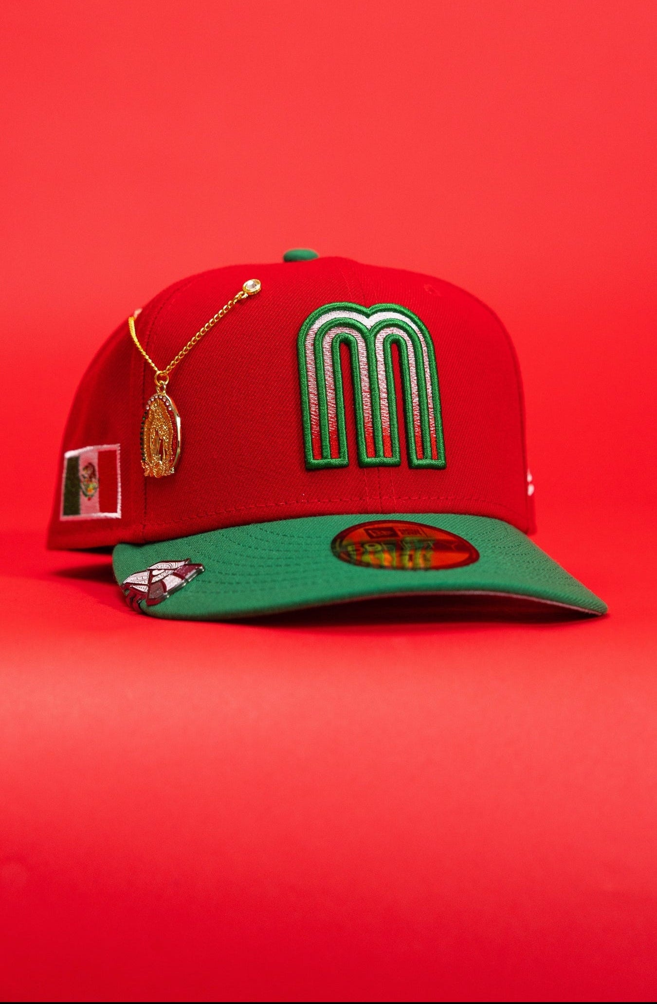 NEW ERA EXCLUSIVE 59FIFTY RED/GREEN 2026 WBC MEXICO W/ "MEXICAN FLAG" SIDE PATCH