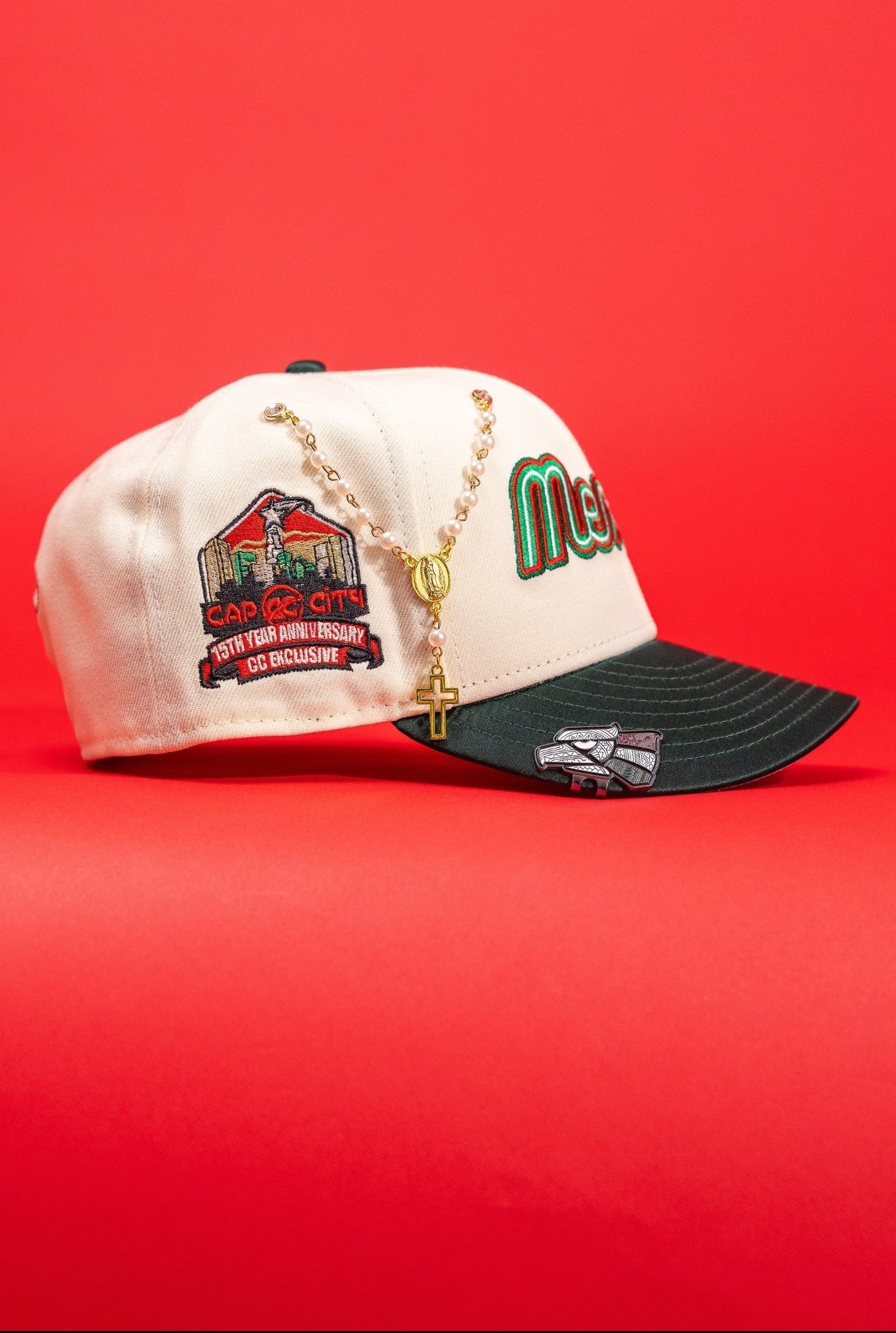 NEW ERA EXCLUSIVE 59FIFTY CHROME/SATIN 2026 WBC MEXICO SCRIPT W/ 15TH ANNIVERSARY SIDE PATCH