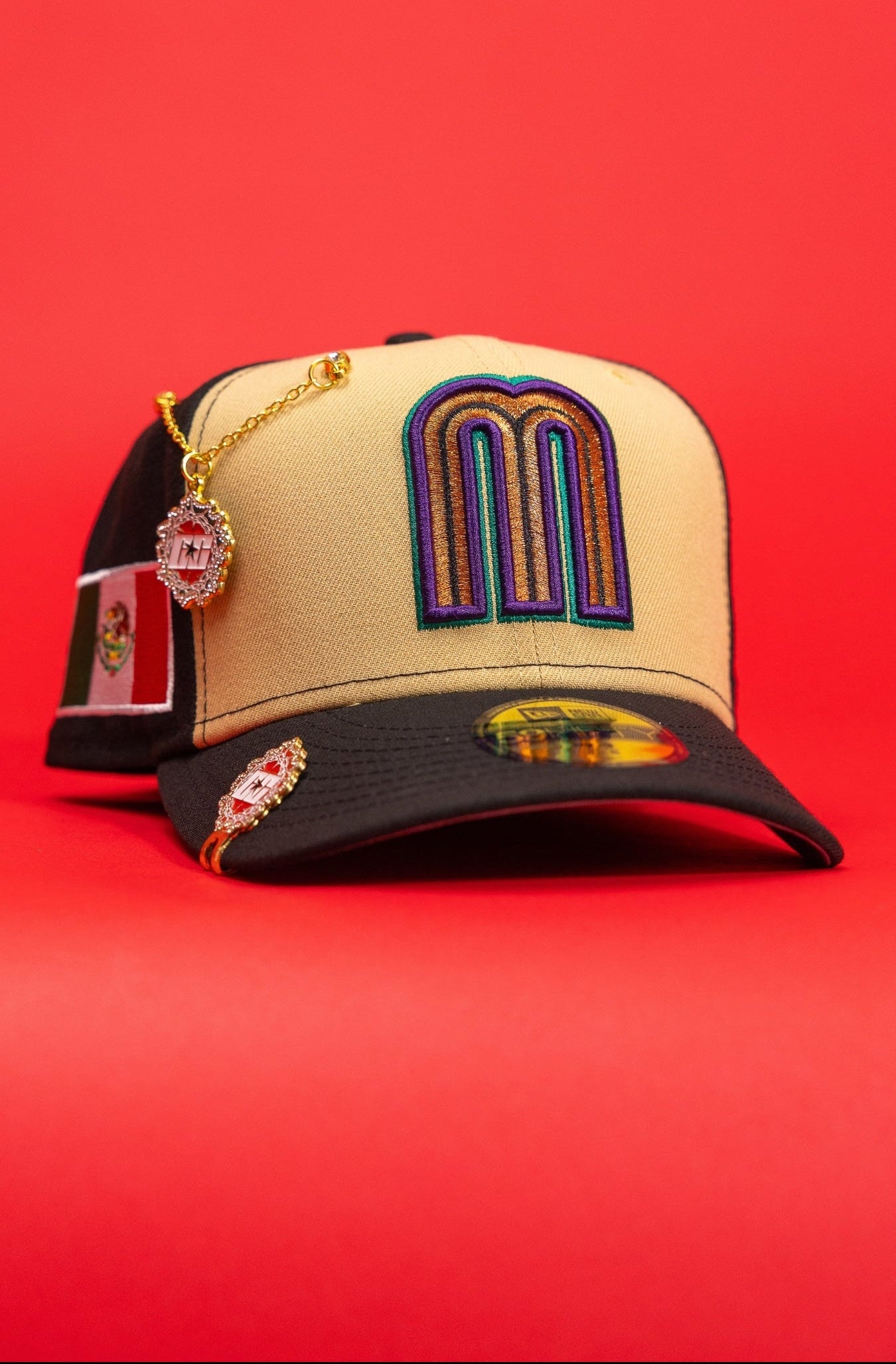 NEW ERA EXCLUSIVE 59FIFTY VEGAS GOLD 2026 WBC MEXICO W/ "MEXICAN FLAG" SIDE PATCH
